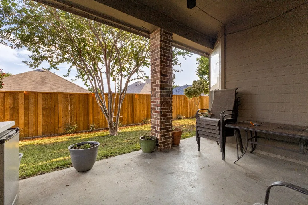 Single Family Residence For Sale in Rockwall County , 289 Hawthorn Drive, Fate, Texas 75087, 4 Bedroom, 3 Bathroom, 2 Garage spaces, 2,382 Sqft, built in 2009, mls#21383776, Real Estate Agent in Fate, Homes For Sale in Rockwall county, Homes For Sale in Fate, Realtor in Fate Texas, Real Estate Brokerage Independent Realty Texas, Luminita Cordes Realtor