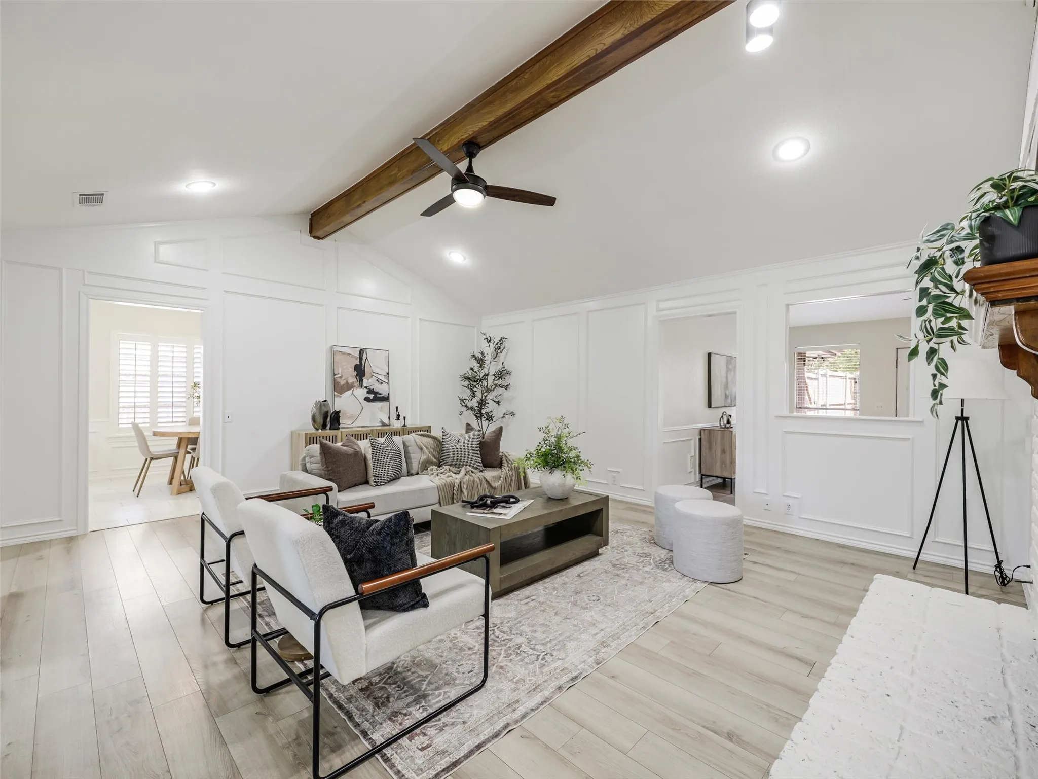 Single Family Residence For Sale in Collin County , 5012 Andover Drive, Plano, Texas 75023, 4 Bedroom, 2 Bathroom, 2 Garage spaces, 2,166 Sqft, built in 1980, mls#21380277, Real Estate Agent in Plano, Homes For Sale in Collin county, Homes For Sale in Plano, Realtor in Plano Texas, Real Estate Brokerage Independent Realty Texas, Luminita Cordes Realtor
