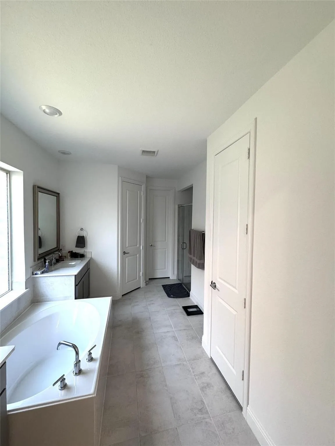 Single Family Residence For Rent in Collin County , 17305 Texas Pistache Drive, Dallas, Texas 75252, 5 Bedroom, 5 Bathroom, 2 Garage spaces, 4,137 Sqft, built in 2021, mls#21383823, Real Estate Agent in Dallas, Homes For Rent in Collin county, Homes For Rent in Dallas, Realtor in Dallas Texas, Real Estate Brokerage Independent Realty Texas, Luminita Cordes Realtor