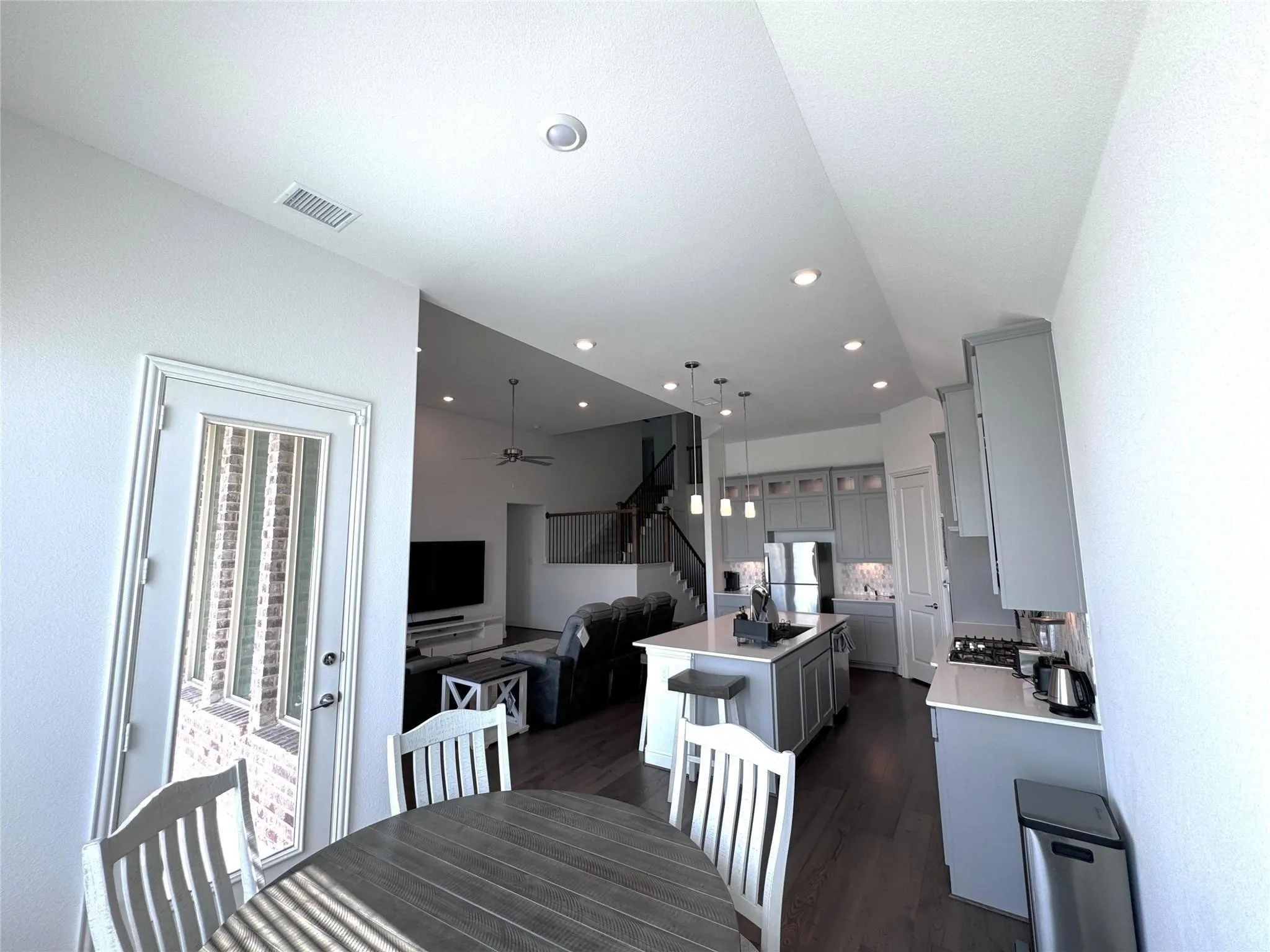Single Family Residence For Rent in Collin County , 17305 Texas Pistache Drive, Dallas, Texas 75252, 5 Bedroom, 5 Bathroom, 2 Garage spaces, 4,137 Sqft, built in 2021, mls#21383823, Real Estate Agent in Dallas, Homes For Rent in Collin county, Homes For Rent in Dallas, Realtor in Dallas Texas, Real Estate Brokerage Independent Realty Texas, Luminita Cordes Realtor