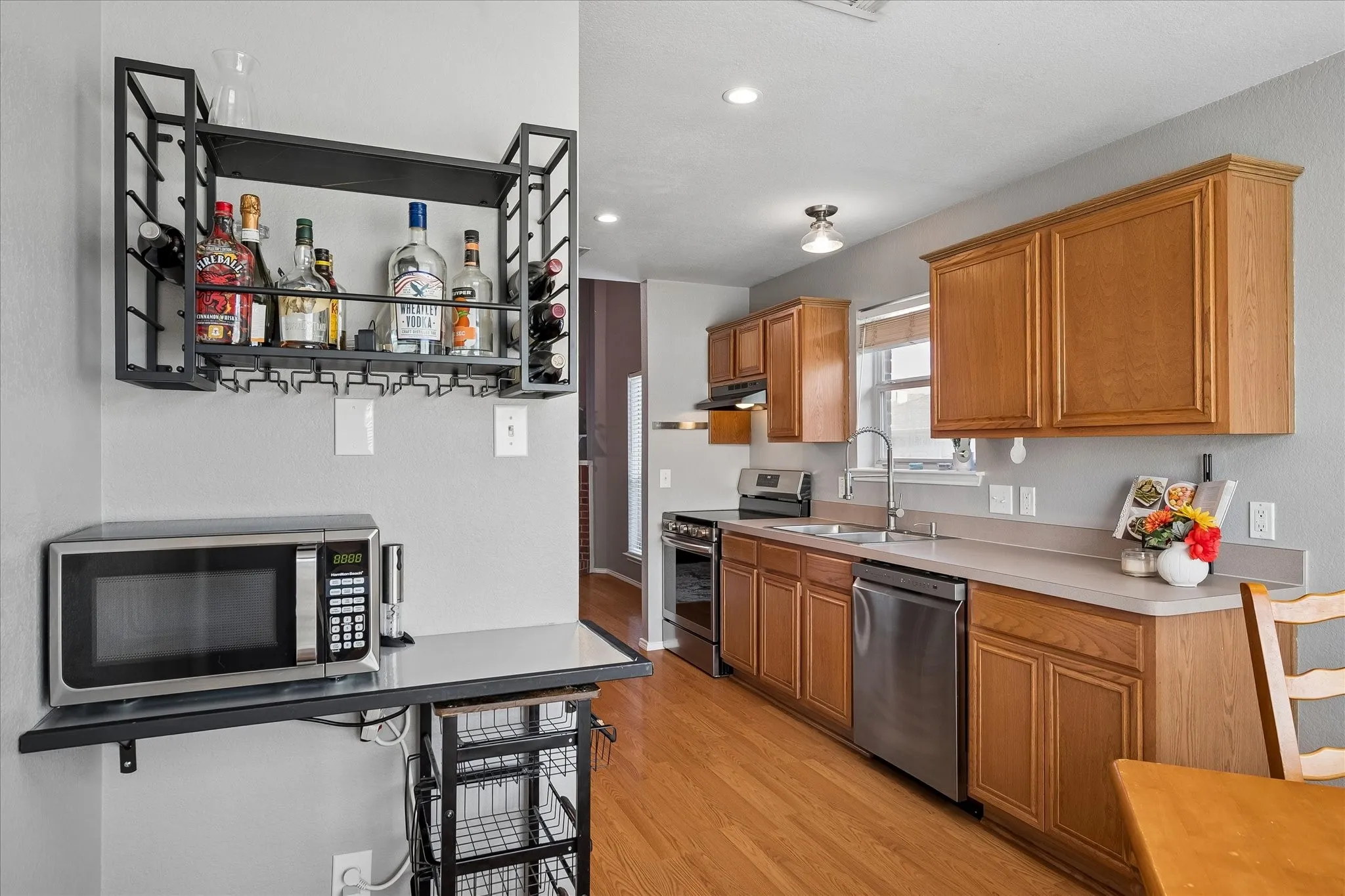Single Family Residence For Sale in Rockwall County , 417 Pin Oak Lane, Royse City, Texas 75189, 3 Bedroom, 2 Bathroom, 2 Garage spaces, 1,436 Sqft, built in 2005, mls#21383760, Real Estate Agent in Royse City, Homes For Sale in Rockwall county, Homes For Sale in Royse City, Realtor in Royse City Texas, Real Estate Brokerage Independent Realty Texas, Luminita Cordes Realtor