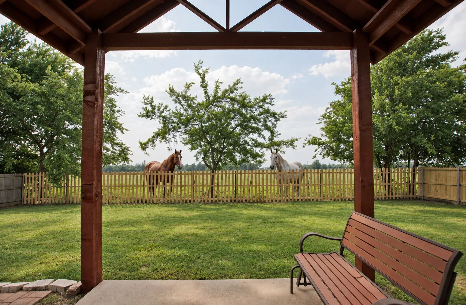 Single Family Residence For Sale in Collin County , 1309 N Houston Street, Royse City, Texas 75189, 3 Bedroom, 2 Bathroom, 2 Garage spaces, 2,045 Sqft, built in 2014, mls#21383826, Real Estate Agent in Royse City, Homes For Sale in Collin county, Homes For Sale in Royse City, Realtor in Royse City Texas, Real Estate Brokerage Independent Realty Texas, Luminita Cordes Realtor
