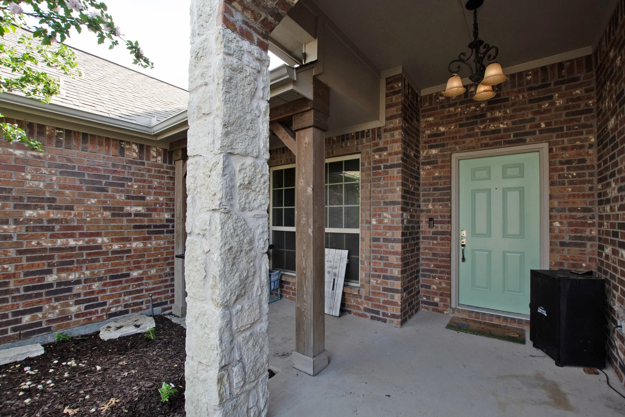 Single Family Residence For Sale in Collin County , 1309 N Houston Street, Royse City, Texas 75189, 3 Bedroom, 2 Bathroom, 2 Garage spaces, 2,045 Sqft, built in 2014, mls#21383826, Real Estate Agent in Royse City, Homes For Sale in Collin county, Homes For Sale in Royse City, Realtor in Royse City Texas, Real Estate Brokerage Independent Realty Texas, Luminita Cordes Realtor