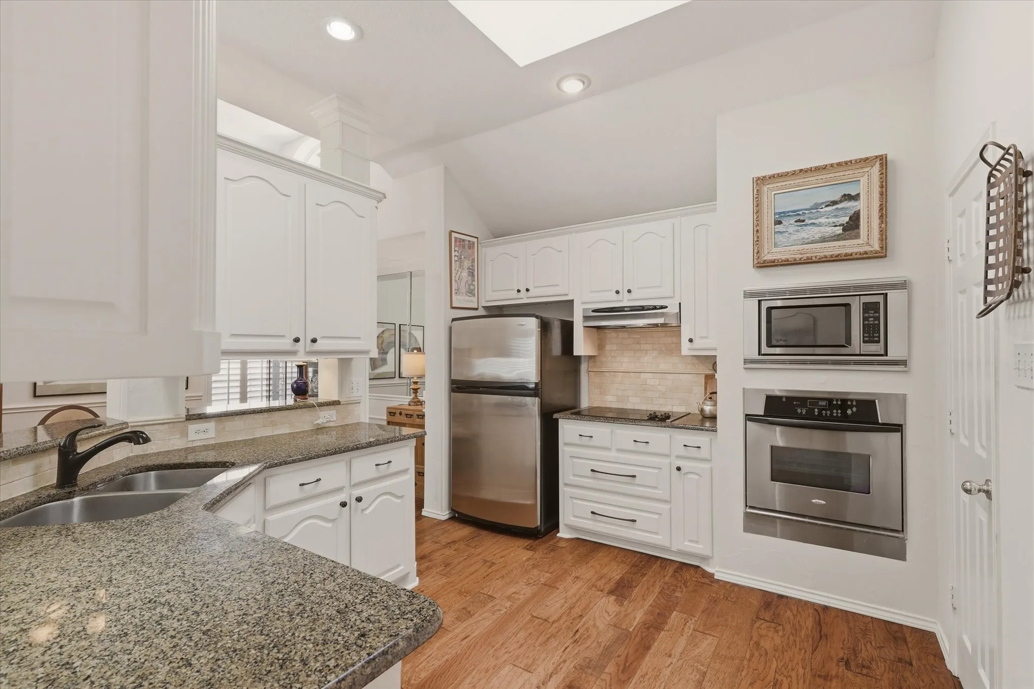 Single Family Residence For Sale in Collin County , 4900 Rockcreek Lane, Plano, Texas 75024, 2 Bedroom, 2 Bathroom, 2 Garage spaces, 1,605 Sqft, built in 1995, mls#21383650, Real Estate Agent in Plano, Homes For Sale in Collin county, Homes For Sale in Plano, Realtor in Plano Texas, Real Estate Brokerage Independent Realty Texas, Luminita Cordes Realtor