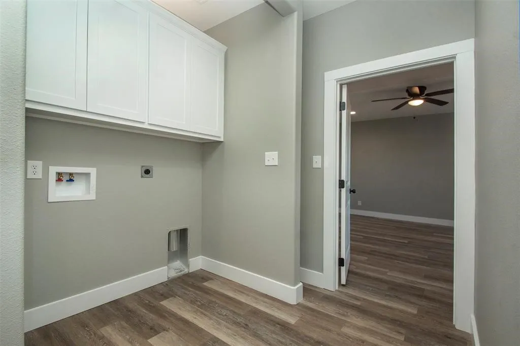 Townhouse For Rent in Grayson County , 20494 US Highway 377 D, Whitesboro, Texas 76273, 3 Bedroom, 2 Bathroom, Garage spaces, 1,314 Sqft, built in 2023, mls#21383835, Real Estate Agent in Whitesboro, Homes For Rent in Grayson county, Homes For Rent in Whitesboro, Realtor in Whitesboro Texas, Real Estate Brokerage Independent Realty Texas, Luminita Cordes Realtor