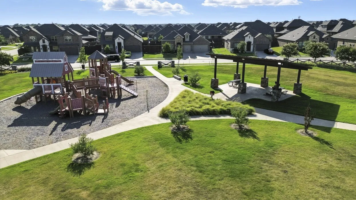 Single Family Residence For Sale in Denton County , 9917 Tacoma Drive, Aubrey, Texas 76227, 4 Bedroom, 2 Bathroom, 2 Garage spaces, 2,033 Sqft, built in 2024, mls#21382955, Real Estate Agent in Aubrey, Homes For Sale in Denton county, Homes For Sale in Aubrey, Realtor in Aubrey Texas, Real Estate Brokerage Independent Realty Texas, Luminita Cordes Realtor