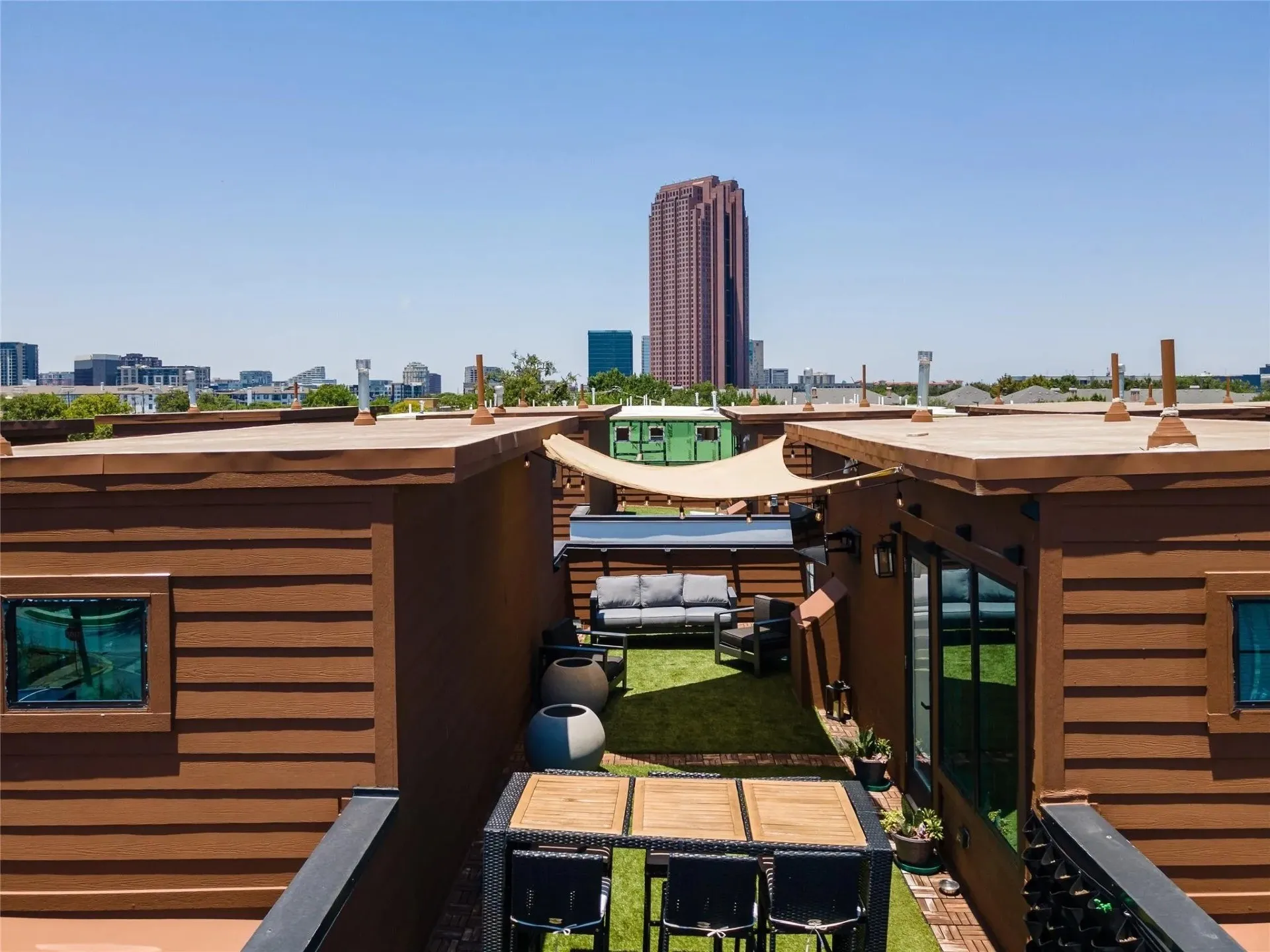Condominium For Rent in Dallas County , 1910 Caddo Street B103, Dallas, Texas 75204, 2 Bedroom, 3 Bathroom, 2 Garage spaces, 1,500 Sqft, built in 2019, mls#21383837, Real Estate Agent in Dallas, Homes For Rent in Dallas county, Homes For Rent in Dallas, Realtor in Dallas Texas, Real Estate Brokerage Independent Realty Texas, Luminita Cordes Realtor