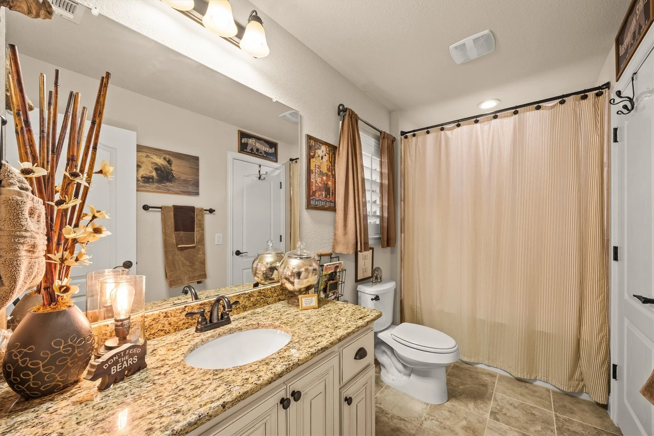 Single Family Residence For Sale in Collin County , 4301 Mimosa Drive, Melissa, Texas 75454, 4 Bedroom, 4 Bathroom, 3 Garage spaces, 3,481 Sqft, built in 2016, mls#21383832, Real Estate Agent in Melissa, Homes For Sale in Collin county, Homes For Sale in Melissa, Realtor in Melissa Texas, Real Estate Brokerage Independent Realty Texas, Luminita Cordes Realtor