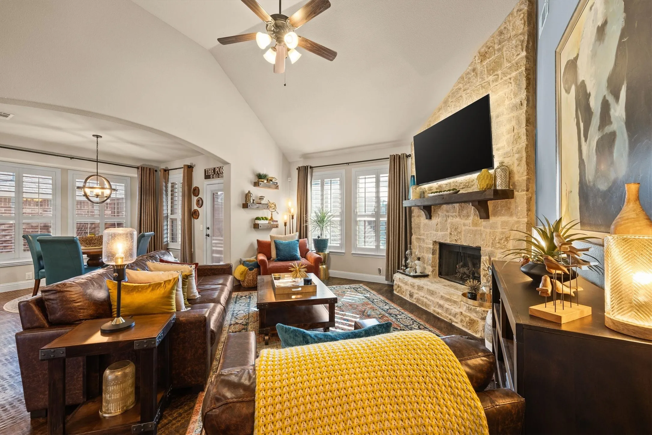 Single Family Residence For Sale in Collin County , 4301 Mimosa Drive, Melissa, Texas 75454, 4 Bedroom, 4 Bathroom, 3 Garage spaces, 3,481 Sqft, built in 2016, mls#21383832, Real Estate Agent in Melissa, Homes For Sale in Collin county, Homes For Sale in Melissa, Realtor in Melissa Texas, Real Estate Brokerage Independent Realty Texas, Luminita Cordes Realtor