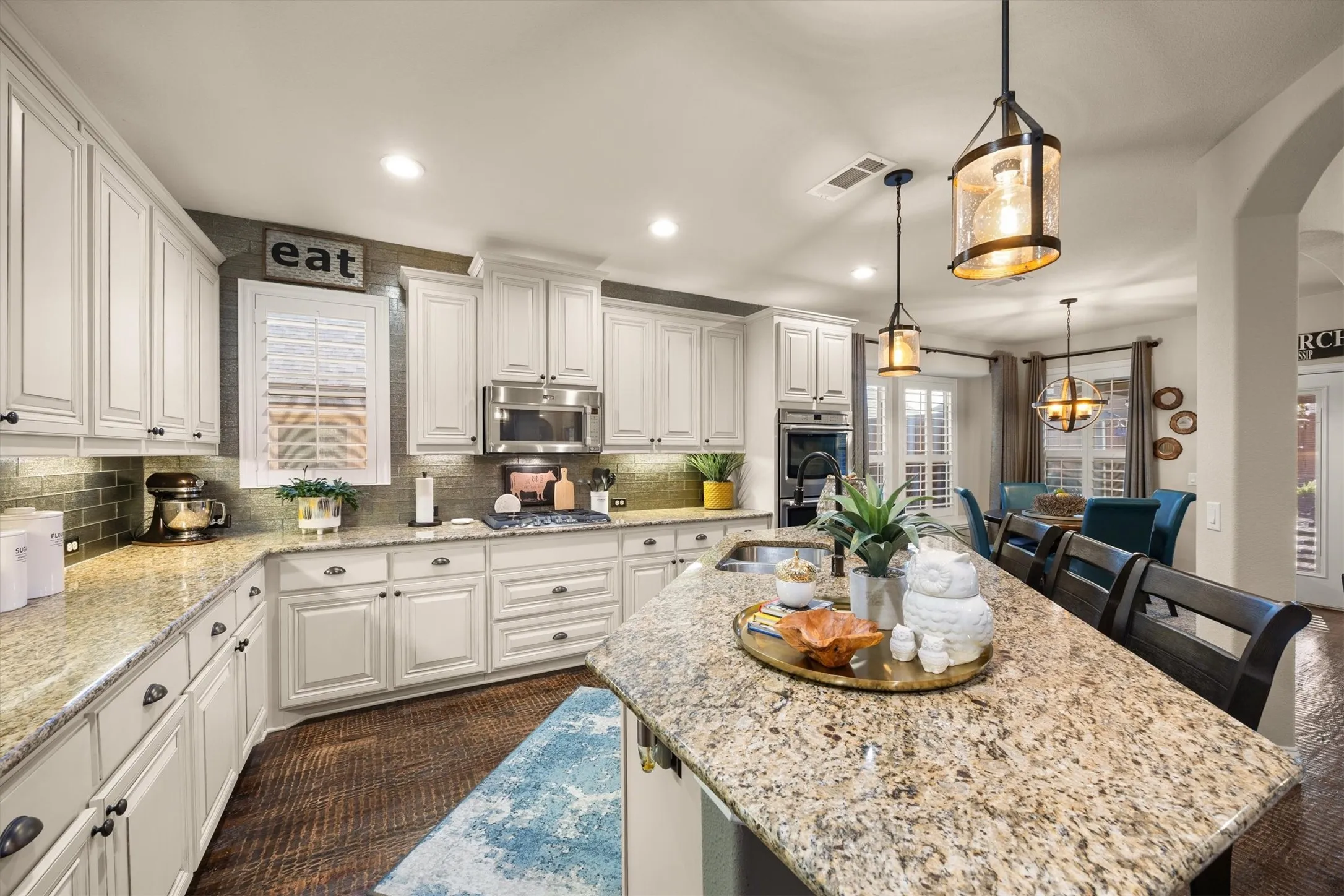 Single Family Residence For Sale in Collin County , 4301 Mimosa Drive, Melissa, Texas 75454, 4 Bedroom, 4 Bathroom, 3 Garage spaces, 3,481 Sqft, built in 2016, mls#21383832, Real Estate Agent in Melissa, Homes For Sale in Collin county, Homes For Sale in Melissa, Realtor in Melissa Texas, Real Estate Brokerage Independent Realty Texas, Luminita Cordes Realtor