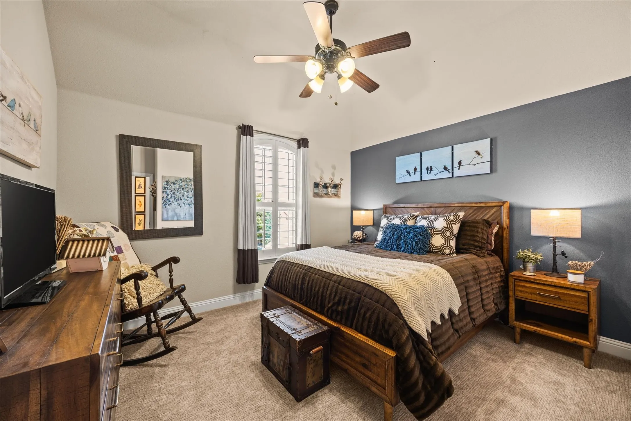 Single Family Residence For Sale in Collin County , 4301 Mimosa Drive, Melissa, Texas 75454, 4 Bedroom, 4 Bathroom, 3 Garage spaces, 3,481 Sqft, built in 2016, mls#21383832, Real Estate Agent in Melissa, Homes For Sale in Collin county, Homes For Sale in Melissa, Realtor in Melissa Texas, Real Estate Brokerage Independent Realty Texas, Luminita Cordes Realtor