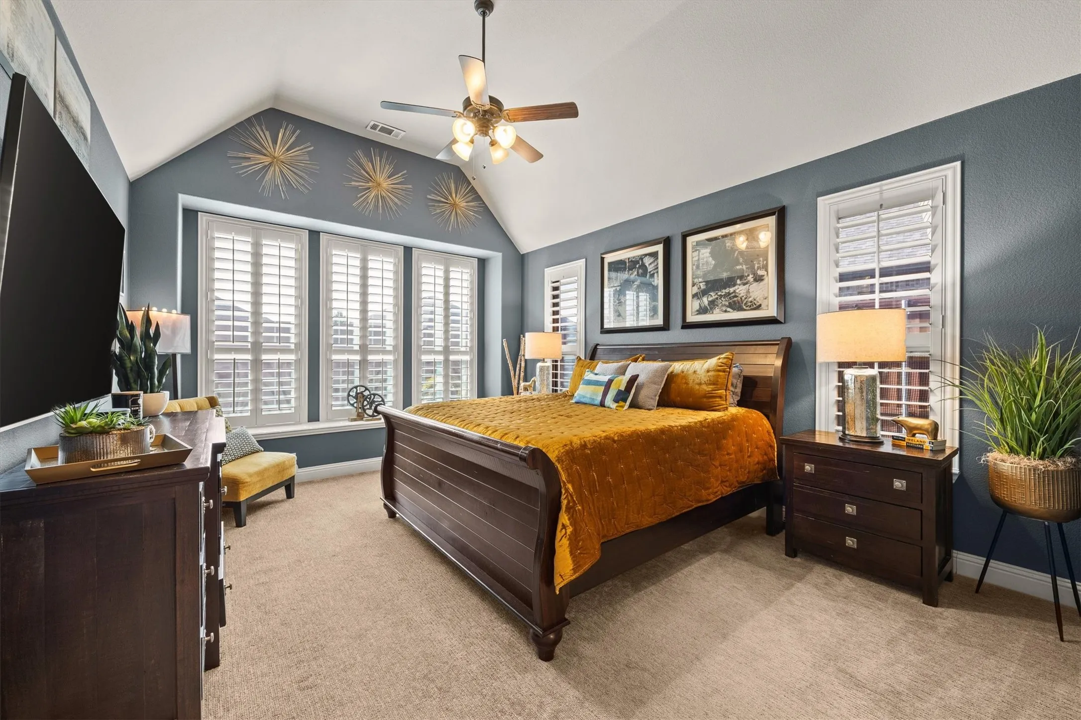 Single Family Residence For Sale in Collin County , 4301 Mimosa Drive, Melissa, Texas 75454, 4 Bedroom, 4 Bathroom, 3 Garage spaces, 3,481 Sqft, built in 2016, mls#21383832, Real Estate Agent in Melissa, Homes For Sale in Collin county, Homes For Sale in Melissa, Realtor in Melissa Texas, Real Estate Brokerage Independent Realty Texas, Luminita Cordes Realtor