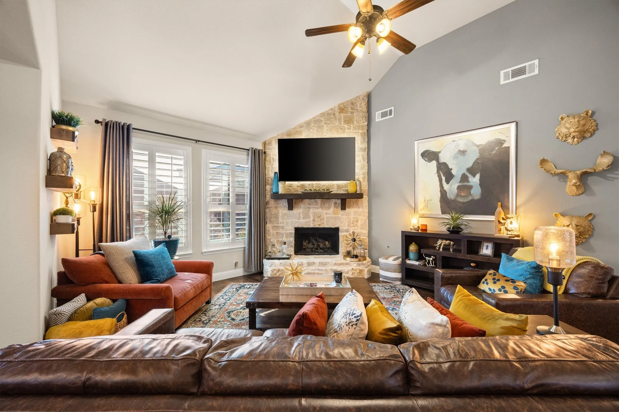 Single Family Residence For Sale in Collin County , 4301 Mimosa Drive, Melissa, Texas 75454, 4 Bedroom, 4 Bathroom, 3 Garage spaces, 3,481 Sqft, built in 2016, mls#21383832, Real Estate Agent in Melissa, Homes For Sale in Collin county, Homes For Sale in Melissa, Realtor in Melissa Texas, Real Estate Brokerage Independent Realty Texas, Luminita Cordes Realtor