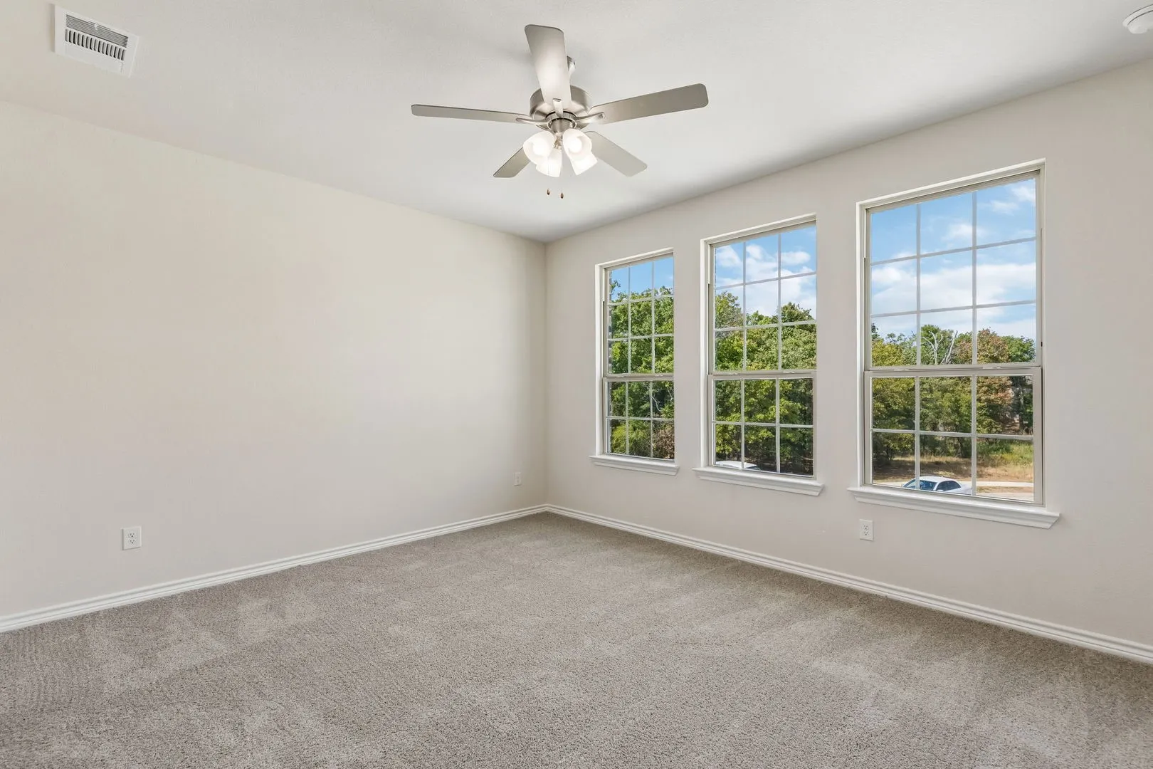 Duplex For Sale in Denton County , 513-515 S Mockingbird Lane, Denton, Texas 76205, 6 Bedroom, 6 Bathroom, 2 Garage spaces, 0 Sqft, built in 2025, mls#21383839, Real Estate Agent in Denton, Homes For Sale in Denton county, Homes For Sale in Denton, Realtor in Denton Texas, Real Estate Brokerage Independent Realty Texas, Luminita Cordes Realtor