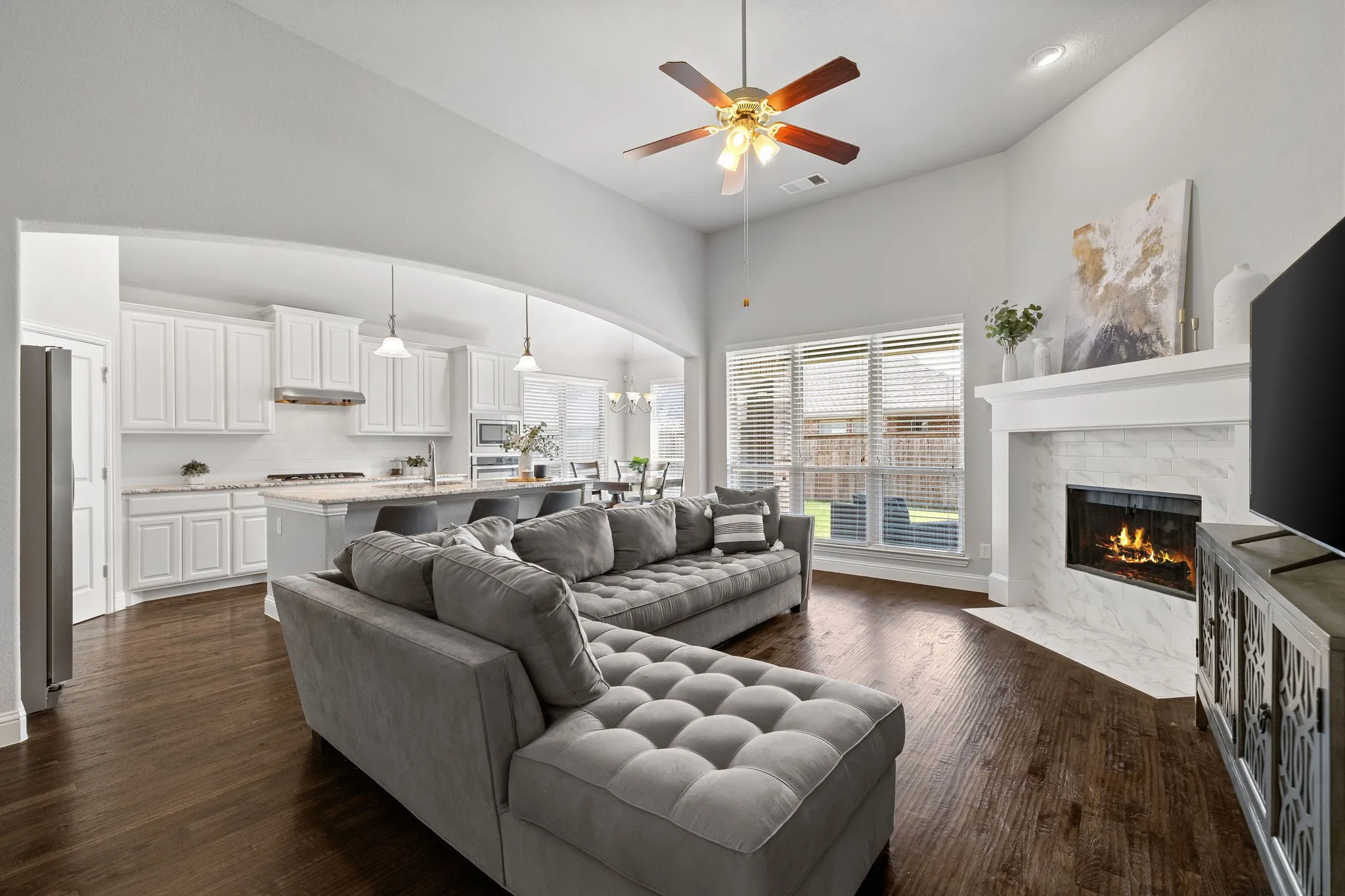Single Family Residence For Sale in Denton County , 16020 Plum Court, Prosper, Texas 75078, 3 Bedroom, 2 Bathroom, 2 Garage spaces, 2,095 Sqft, built in 2017, mls#21383062, Real Estate Agent in Prosper, Homes For Sale in Denton county, Homes For Sale in Prosper, Realtor in Prosper Texas, Real Estate Brokerage Independent Realty Texas, Luminita Cordes Realtor