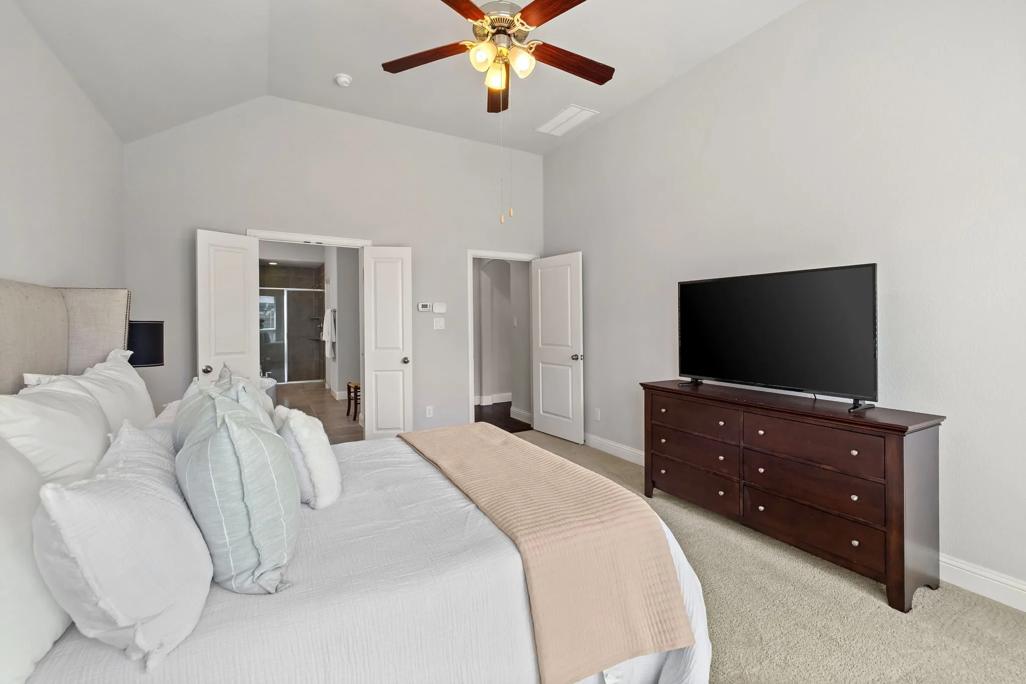 Single Family Residence For Sale in Denton County , 16020 Plum Court, Prosper, Texas 75078, 3 Bedroom, 2 Bathroom, 2 Garage spaces, 2,095 Sqft, built in 2017, mls#21383062, Real Estate Agent in Prosper, Homes For Sale in Denton county, Homes For Sale in Prosper, Realtor in Prosper Texas, Real Estate Brokerage Independent Realty Texas, Luminita Cordes Realtor