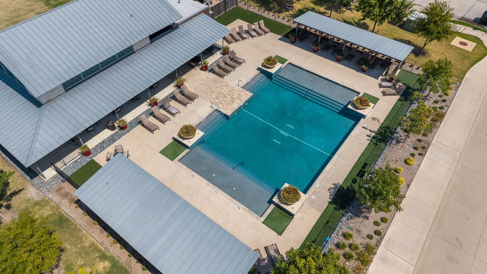 Single Family Residence For Sale in Denton County , 16020 Plum Court, Prosper, Texas 75078, 3 Bedroom, 2 Bathroom, 2 Garage spaces, 2,095 Sqft, built in 2017, mls#21383062, Real Estate Agent in Prosper, Homes For Sale in Denton county, Homes For Sale in Prosper, Realtor in Prosper Texas, Real Estate Brokerage Independent Realty Texas, Luminita Cordes Realtor