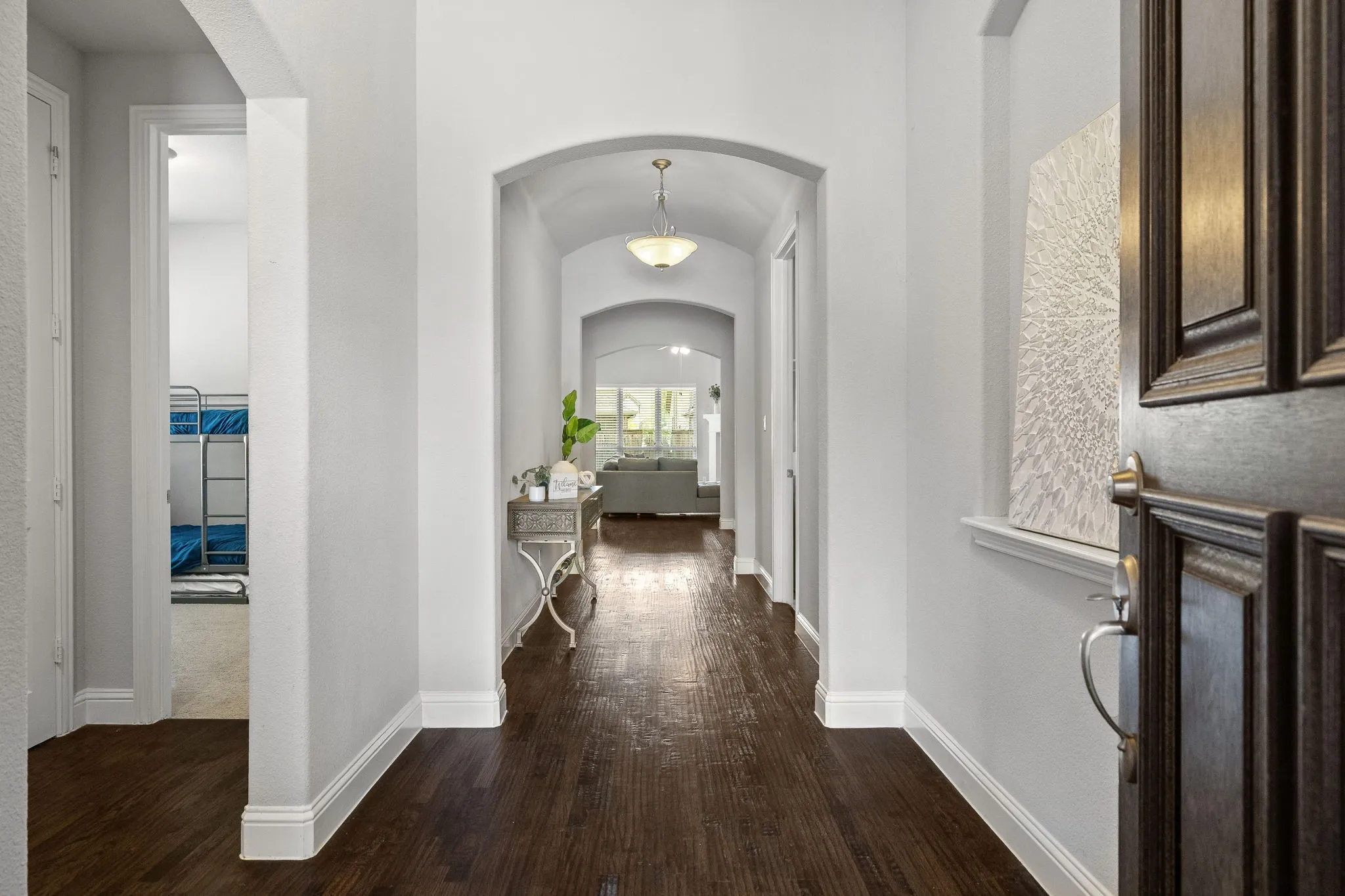 Single Family Residence For Sale in Denton County , 16020 Plum Court, Prosper, Texas 75078, 3 Bedroom, 2 Bathroom, 2 Garage spaces, 2,095 Sqft, built in 2017, mls#21383062, Real Estate Agent in Prosper, Homes For Sale in Denton county, Homes For Sale in Prosper, Realtor in Prosper Texas, Real Estate Brokerage Independent Realty Texas, Luminita Cordes Realtor