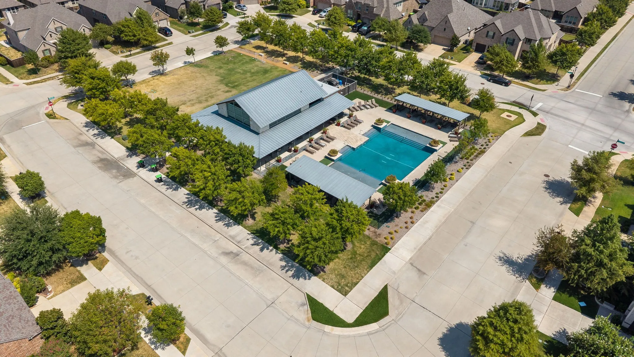 Single Family Residence For Sale in Denton County , 16020 Plum Court, Prosper, Texas 75078, 3 Bedroom, 2 Bathroom, 2 Garage spaces, 2,095 Sqft, built in 2017, mls#21383062, Real Estate Agent in Prosper, Homes For Sale in Denton county, Homes For Sale in Prosper, Realtor in Prosper Texas, Real Estate Brokerage Independent Realty Texas, Luminita Cordes Realtor