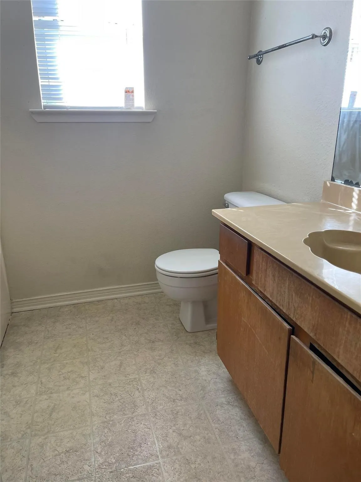 Duplex For Sale in Kaufman County , 409 E College Street, Terrell, Texas 75160, 4 Bedroom, 4 Bathroom, Garage spaces, 0 Sqft, built in 1984, mls#21383830, Real Estate Agent in Terrell, Homes For Sale in Kaufman county, Homes For Sale in Terrell, Realtor in Terrell Texas, Real Estate Brokerage Independent Realty Texas, Luminita Cordes Realtor