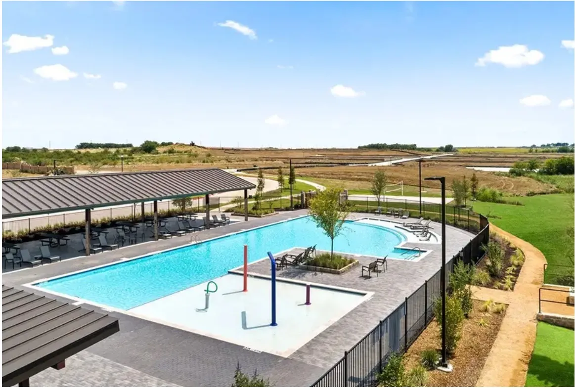 Single Family Residence For Sale in Denton County , 1601 Waggoner Drive, Aubrey, Texas 76227, 3 Bedroom, 2 Bathroom, 2 Garage spaces, 1,932 Sqft, built in 2018, mls#21381633, Real Estate Agent in Aubrey, Homes For Sale in Denton county, Homes For Sale in Aubrey, Realtor in Aubrey Texas, Real Estate Brokerage Independent Realty Texas, Luminita Cordes Realtor