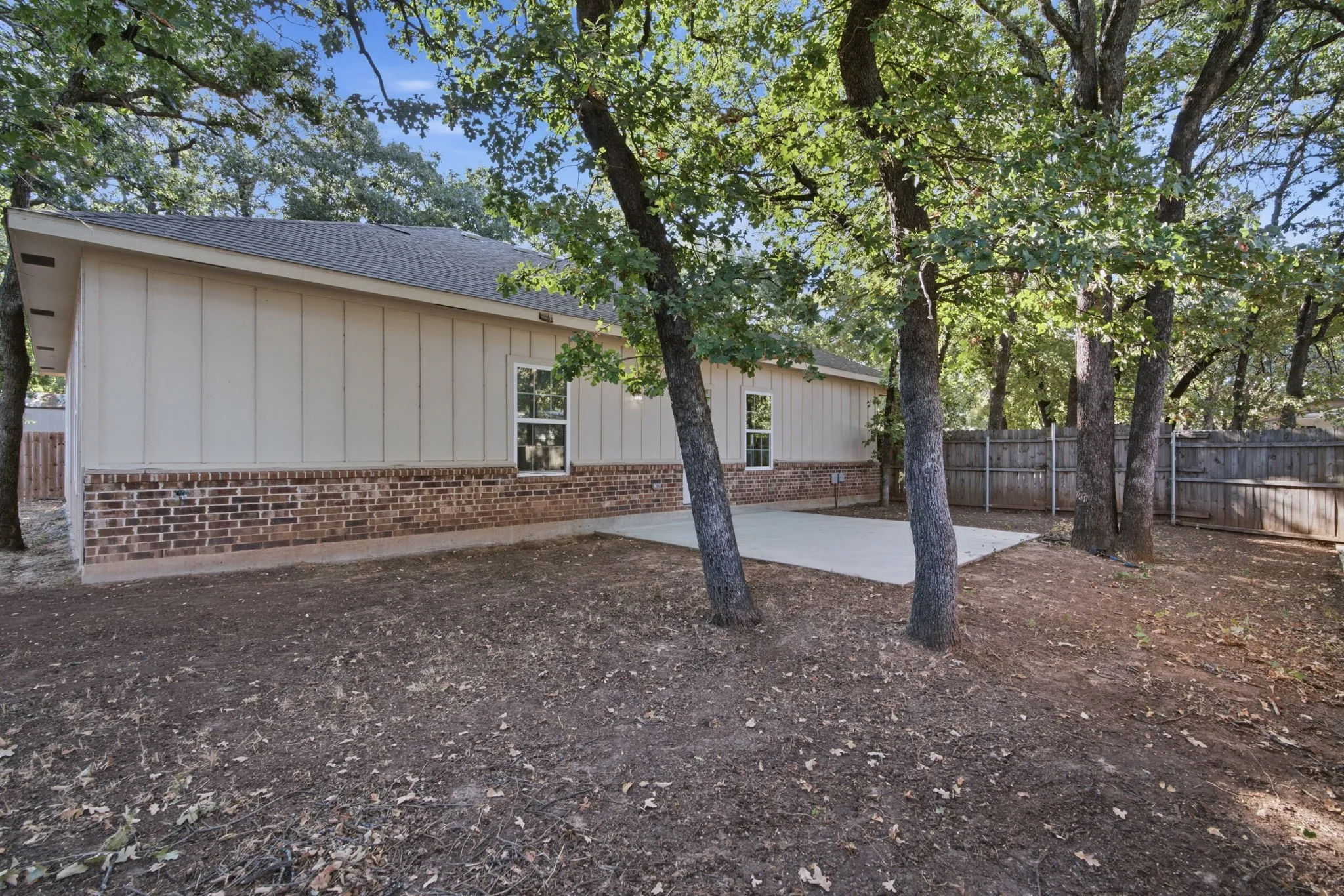 Single Family Residence For Sale in Tarrant County , 1837 Jennifer Court, Pelican Bay, Texas 76020, 4 Bedroom, 2 Bathroom, 2 Garage spaces, 1,803 Sqft, built in 2021, mls#21383847, Real Estate Agent in Pelican Bay, Homes For Sale in Tarrant county, Homes For Sale in Pelican Bay, Realtor in Pelican Bay Texas, Real Estate Brokerage Independent Realty Texas, Luminita Cordes Realtor