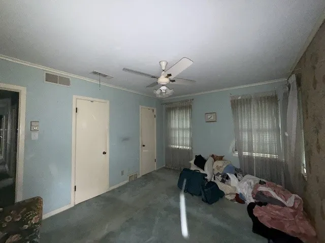 Single Family Residence For Sale in Tarrant County , 1016 Usher Street, Benbrook, Texas 76126, 3 Bedroom, 2 Bathroom, Garage spaces, 1,882 Sqft, built in 1955, mls#21383838, Real Estate Agent in Benbrook, Homes For Sale in Tarrant county, Homes For Sale in Benbrook, Realtor in Benbrook Texas, Real Estate Brokerage Independent Realty Texas, Luminita Cordes Realtor