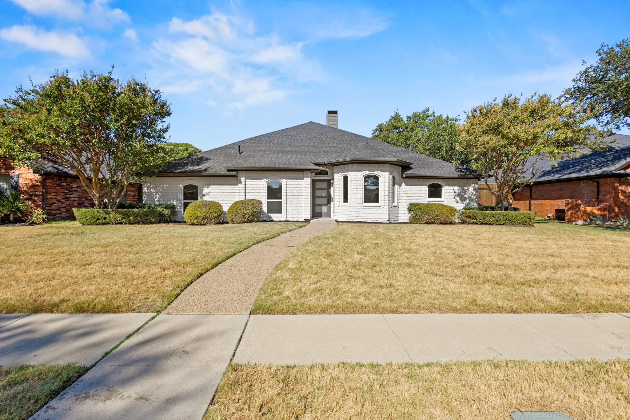 Single Family Residence For Sale in Collin County , 6509 Horizon Place, Plano, Texas 75023, 4 Bedroom, 2 Bathroom, 2 Garage spaces, 2,452 Sqft, built in 1987, mls#21382760, Real Estate Agent in Plano, Homes For Sale in Collin county, Homes For Sale in Plano, Realtor in Plano Texas, Real Estate Brokerage Independent Realty Texas, Luminita Cordes Realtor