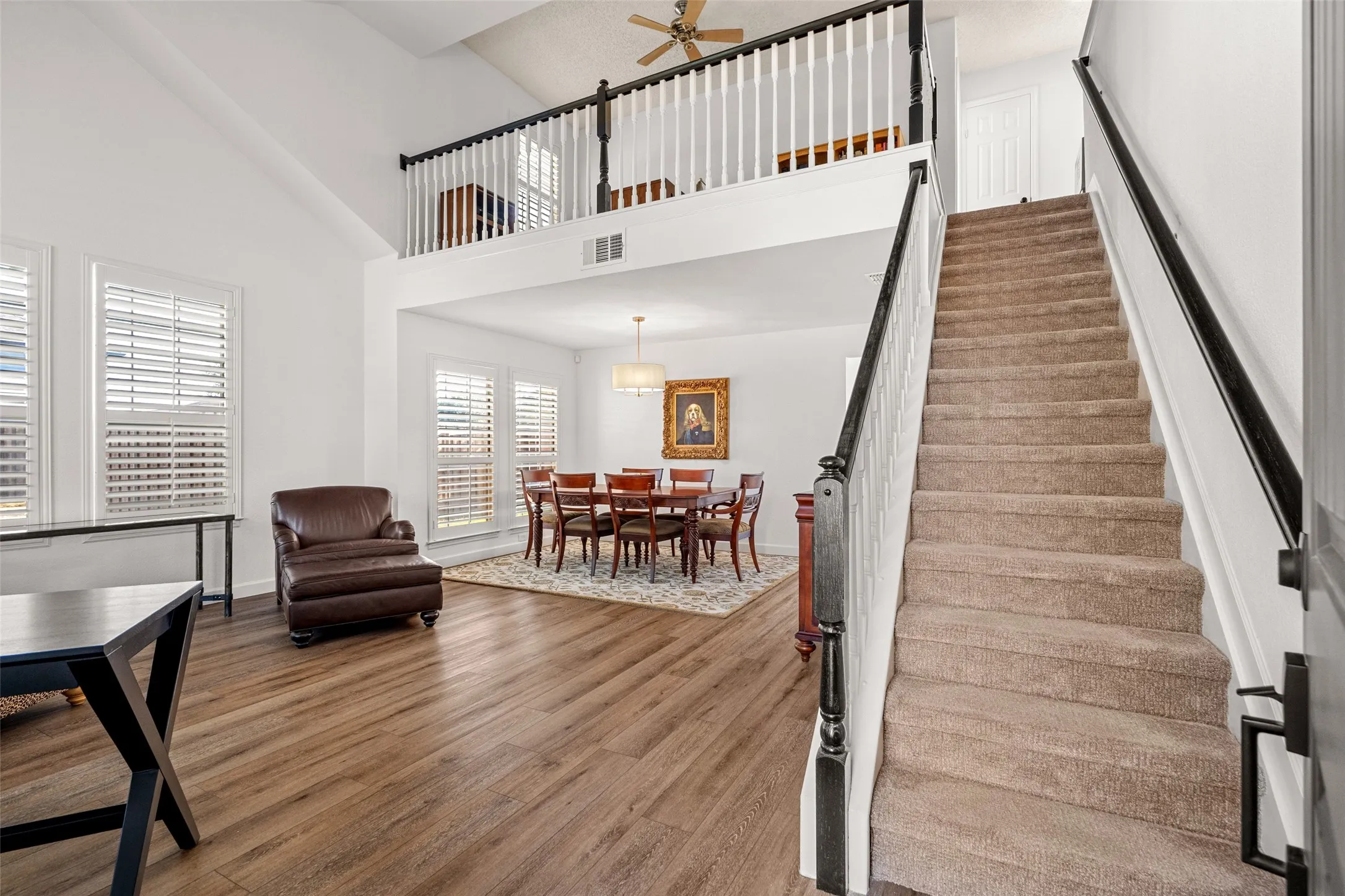 Single Family Residence For Sale in Collin County , 8120 Tavaros Drive, Plano, Texas 75024, 3 Bedroom, 3 Bathroom, 2 Garage spaces, 2,154 Sqft, built in 1992, mls#21372786, Real Estate Agent in Plano, Homes For Sale in Collin county, Homes For Sale in Plano, Realtor in Plano Texas, Real Estate Brokerage Independent Realty Texas, Luminita Cordes Realtor