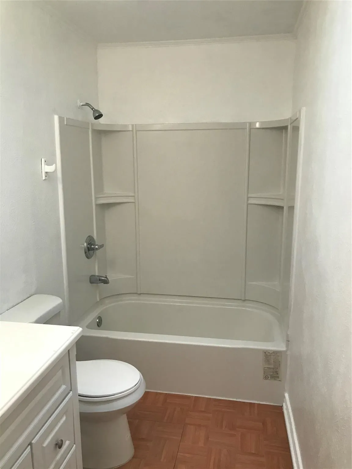 Single Family Residence For Sale in Collin County , 303 Raymond Street, Farmersville, Texas 75442, 3 Bedroom, 2 Bathroom, 2 Garage spaces, 1,500 Sqft, built in 1968, mls#21383861, Real Estate Agent in Farmersville, Homes For Sale in Collin county, Homes For Sale in Farmersville, Realtor in Farmersville Texas, Real Estate Brokerage Independent Realty Texas, Luminita Cordes Realtor