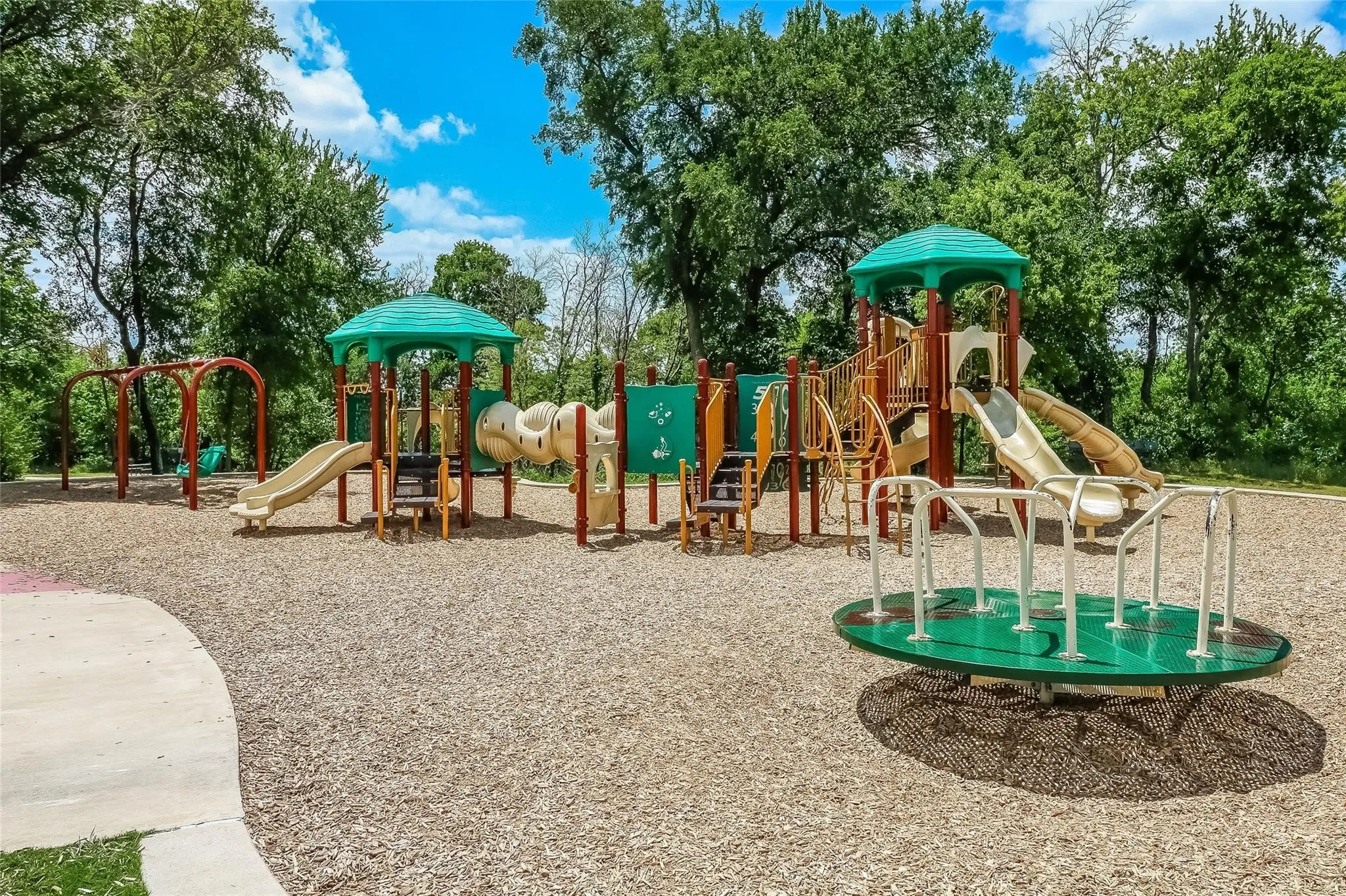 Single Family Residence For Rent in Denton County , 1745 Diamond Lake Trail, Fort Worth, Texas 76247, 3 Bedroom, 2 Bathroom, 2 Garage spaces, 1,507 Sqft, built in 2006, mls#21381490, Real Estate Agent in Fort Worth, Homes For Rent in Denton county, Homes For Rent in Fort Worth, Realtor in Fort Worth Texas, Real Estate Brokerage Independent Realty Texas, Luminita Cordes Realtor