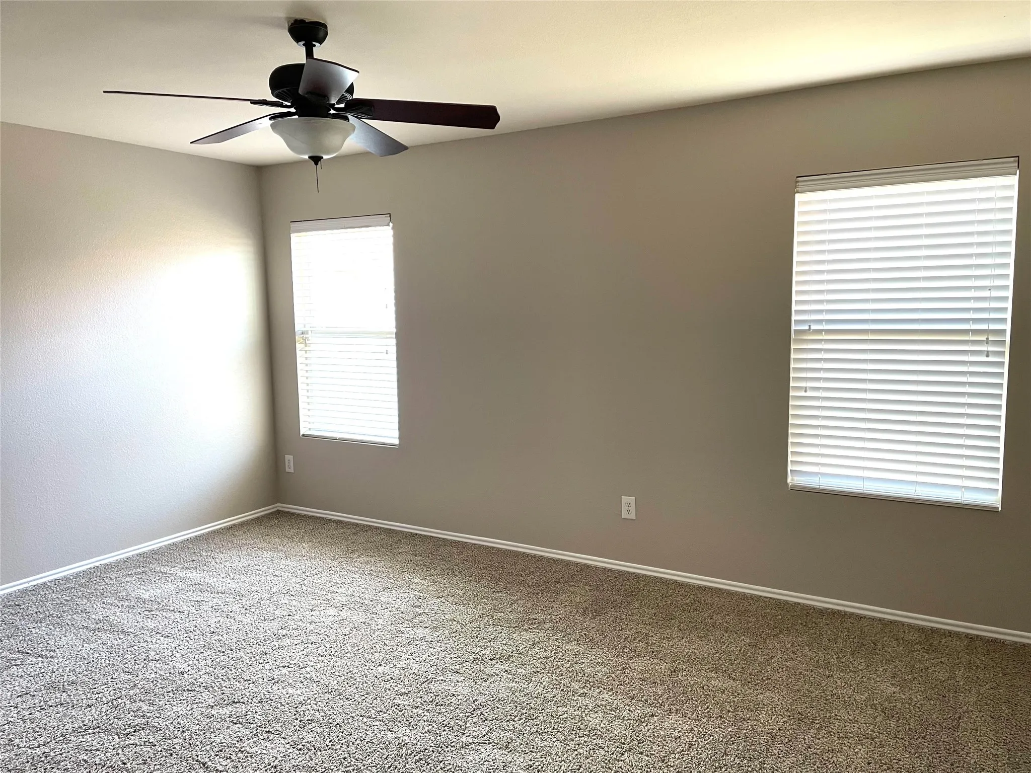 Single Family Residence For Rent in Denton County , 1745 Diamond Lake Trail, Fort Worth, Texas 76247, 3 Bedroom, 2 Bathroom, 2 Garage spaces, 1,507 Sqft, built in 2006, mls#21381490, Real Estate Agent in Fort Worth, Homes For Rent in Denton county, Homes For Rent in Fort Worth, Realtor in Fort Worth Texas, Real Estate Brokerage Independent Realty Texas, Luminita Cordes Realtor