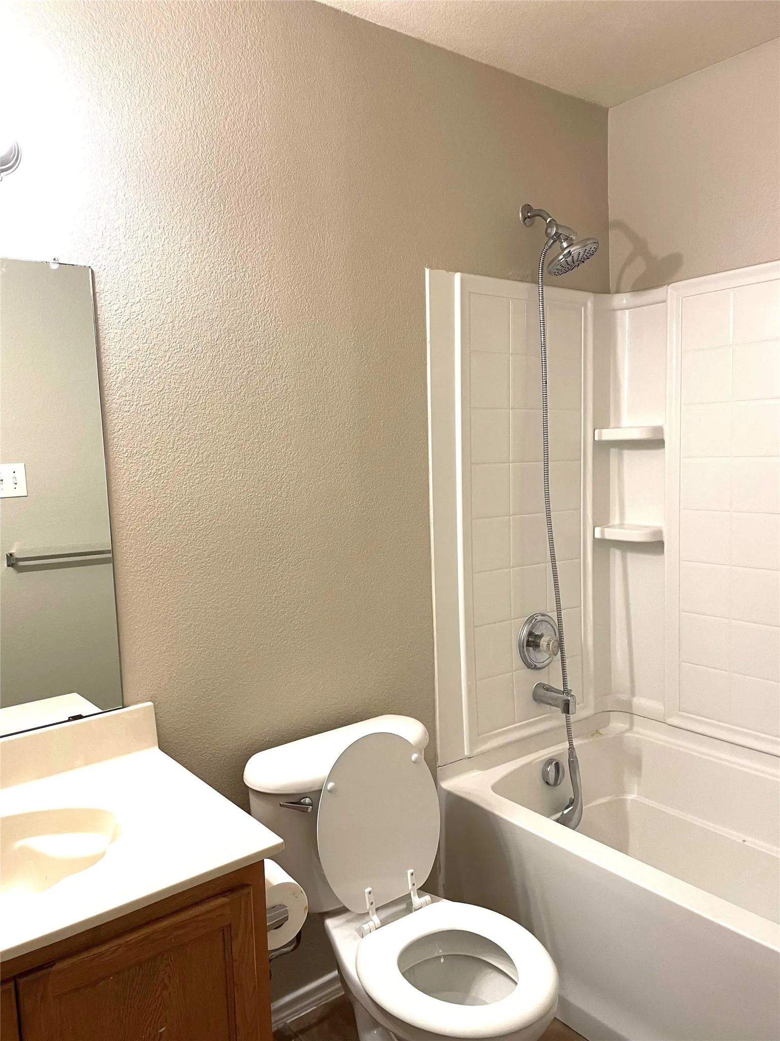 Single Family Residence For Rent in Denton County , 1745 Diamond Lake Trail, Fort Worth, Texas 76247, 3 Bedroom, 2 Bathroom, 2 Garage spaces, 1,507 Sqft, built in 2006, mls#21381490, Real Estate Agent in Fort Worth, Homes For Rent in Denton county, Homes For Rent in Fort Worth, Realtor in Fort Worth Texas, Real Estate Brokerage Independent Realty Texas, Luminita Cordes Realtor