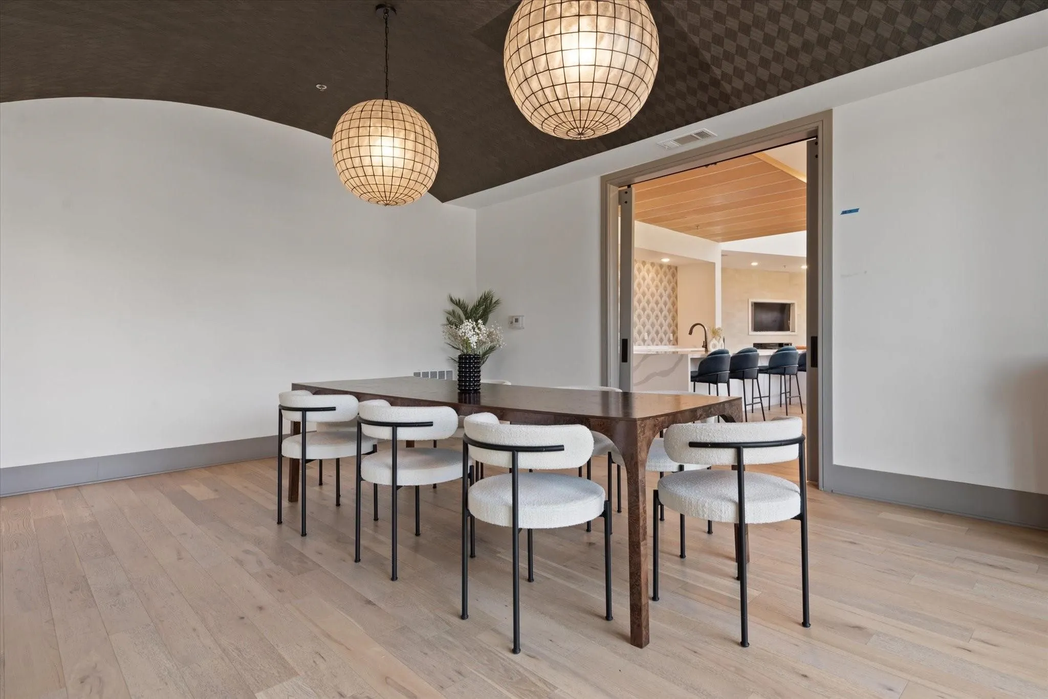 Condominium For Sale in Denton County , 2700 Old Denton Road 3346, Carrollton, Texas 75007, 1 Bedroom, 1 Bathroom, 1 Garage spaces, 835 Sqft, built in 2022, mls#21382642, Real Estate Agent in Carrollton, Homes For Sale in Denton county, Homes For Sale in Carrollton, Realtor in Carrollton Texas, Real Estate Brokerage Independent Realty Texas, Luminita Cordes Realtor
