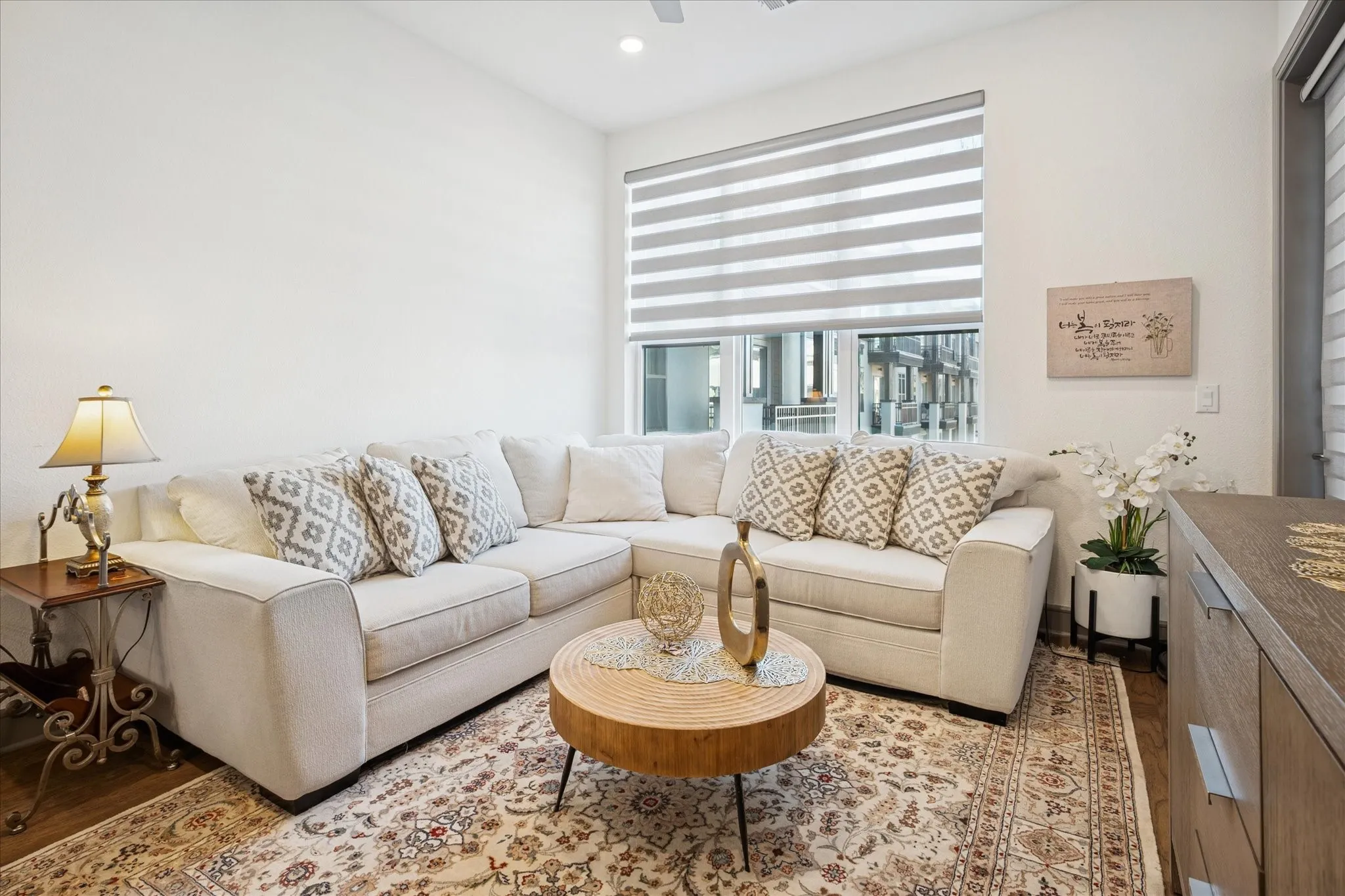Condominium For Sale in Denton County , 2700 Old Denton Road 3346, Carrollton, Texas 75007, 1 Bedroom, 1 Bathroom, 1 Garage spaces, 835 Sqft, built in 2022, mls#21382642, Real Estate Agent in Carrollton, Homes For Sale in Denton county, Homes For Sale in Carrollton, Realtor in Carrollton Texas, Real Estate Brokerage Independent Realty Texas, Luminita Cordes Realtor