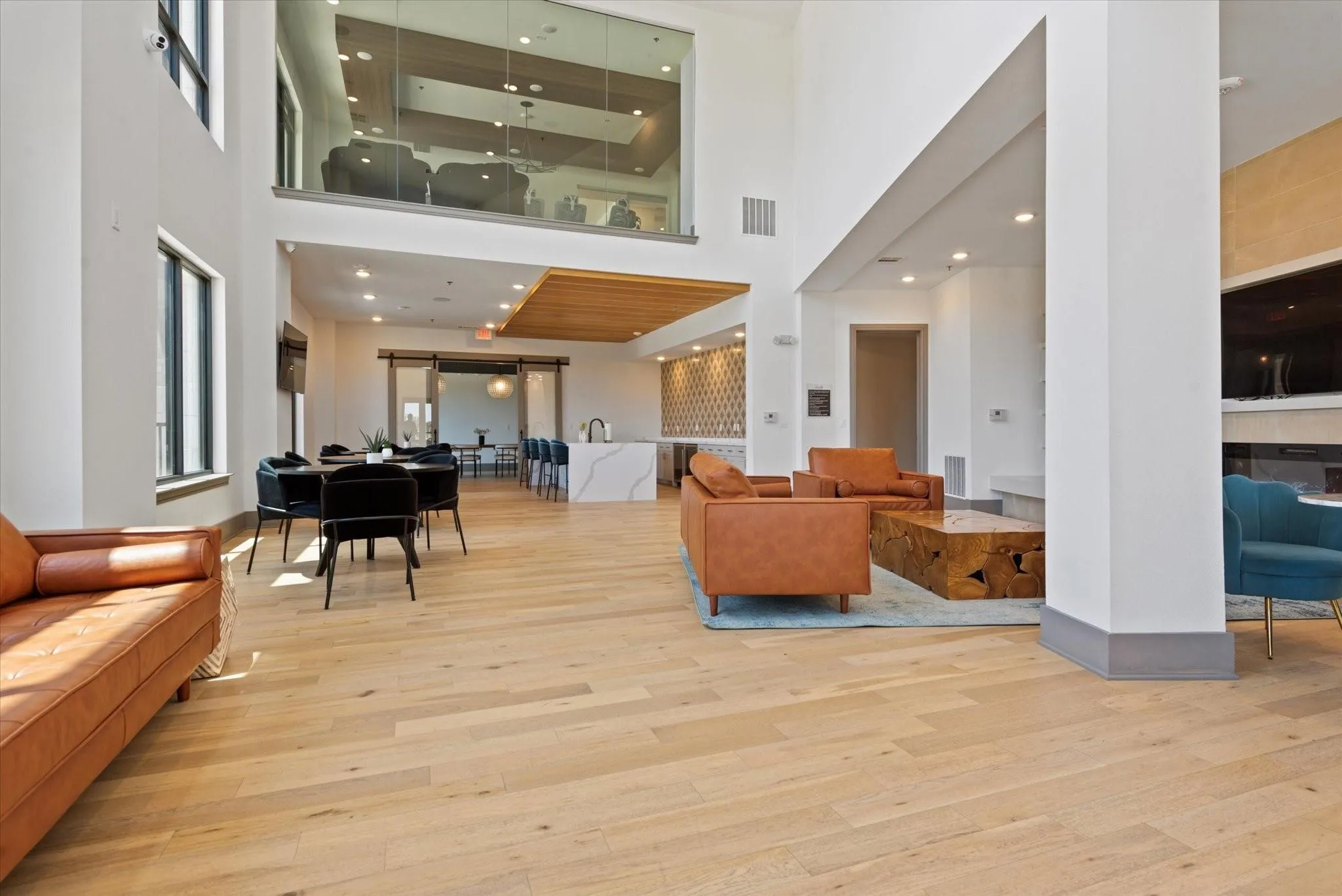 Condominium For Sale in Denton County , 2700 Old Denton Road 3346, Carrollton, Texas 75007, 1 Bedroom, 1 Bathroom, 1 Garage spaces, 835 Sqft, built in 2022, mls#21382642, Real Estate Agent in Carrollton, Homes For Sale in Denton county, Homes For Sale in Carrollton, Realtor in Carrollton Texas, Real Estate Brokerage Independent Realty Texas, Luminita Cordes Realtor