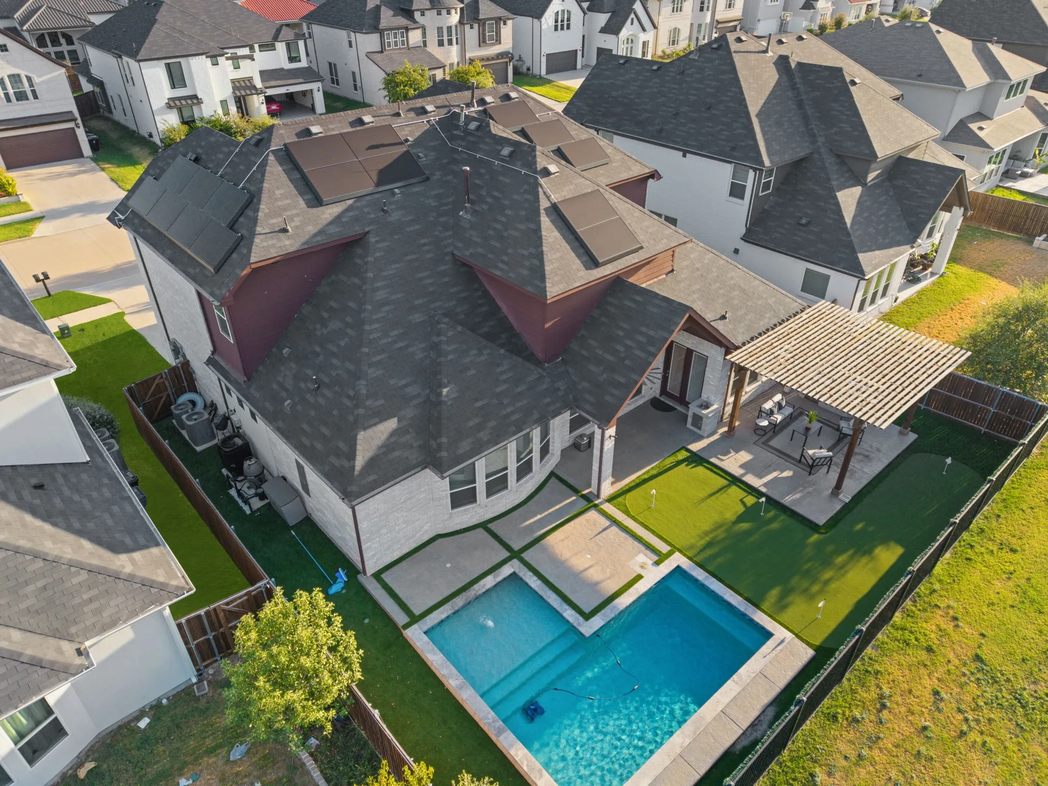 Single Family Residence For Sale in Collin County , 13492 Empire Maker Road, Frisco, Texas 75035, 5 Bedroom, 5 Bathroom, 3 Garage spaces, 3,872 Sqft, built in 2021, mls#21381465, Real Estate Agent in Frisco, Homes For Sale in Collin county, Homes For Sale in Frisco, Realtor in Frisco Texas, Real Estate Brokerage Independent Realty Texas, Luminita Cordes Realtor