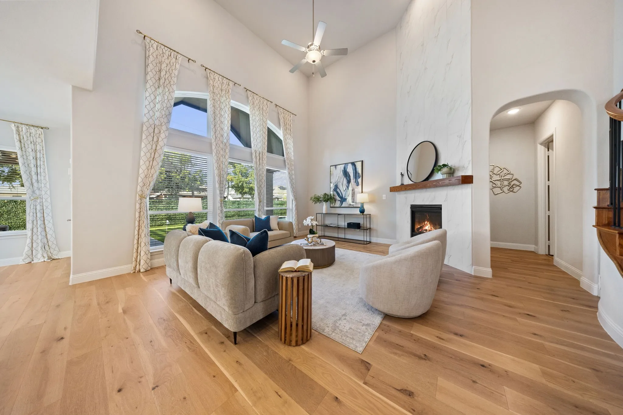 Single Family Residence For Sale in Collin County , 13492 Empire Maker Road, Frisco, Texas 75035, 5 Bedroom, 5 Bathroom, 3 Garage spaces, 3,872 Sqft, built in 2021, mls#21381465, Real Estate Agent in Frisco, Homes For Sale in Collin county, Homes For Sale in Frisco, Realtor in Frisco Texas, Real Estate Brokerage Independent Realty Texas, Luminita Cordes Realtor