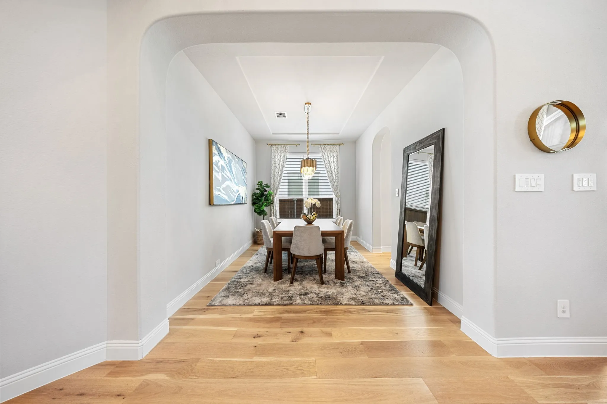 Single Family Residence For Sale in Collin County , 13492 Empire Maker Road, Frisco, Texas 75035, 5 Bedroom, 5 Bathroom, 3 Garage spaces, 3,872 Sqft, built in 2021, mls#21381465, Real Estate Agent in Frisco, Homes For Sale in Collin county, Homes For Sale in Frisco, Realtor in Frisco Texas, Real Estate Brokerage Independent Realty Texas, Luminita Cordes Realtor