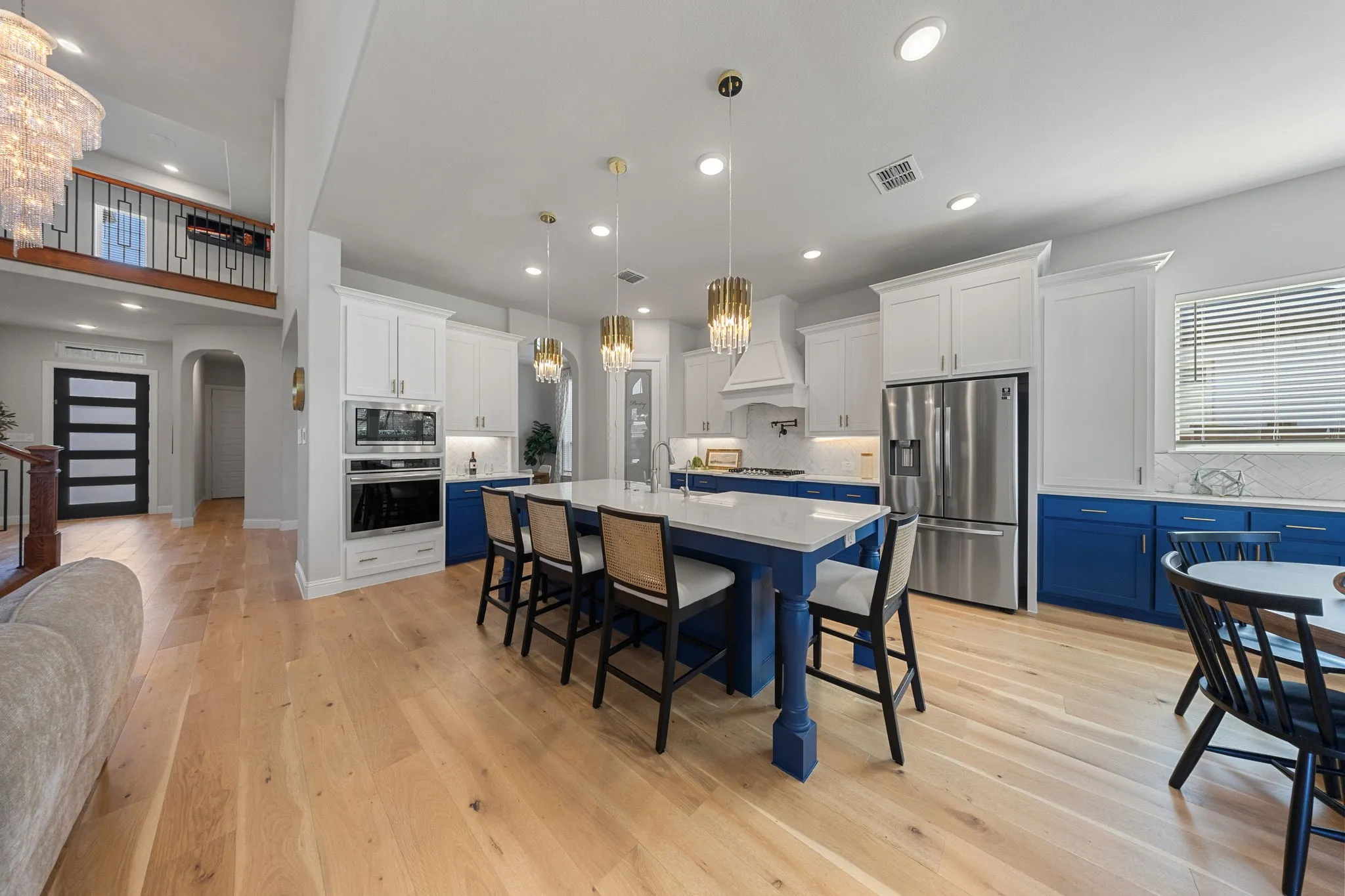 Single Family Residence For Sale in Collin County , 13492 Empire Maker Road, Frisco, Texas 75035, 5 Bedroom, 5 Bathroom, 3 Garage spaces, 3,872 Sqft, built in 2021, mls#21381465, Real Estate Agent in Frisco, Homes For Sale in Collin county, Homes For Sale in Frisco, Realtor in Frisco Texas, Real Estate Brokerage Independent Realty Texas, Luminita Cordes Realtor