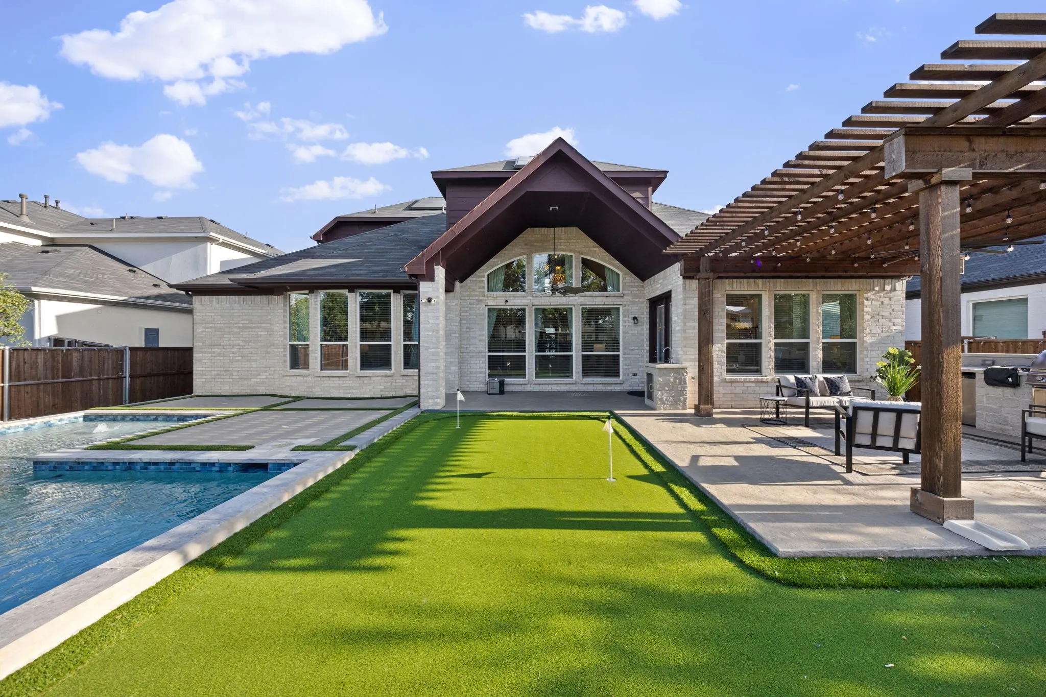 Single Family Residence For Sale in Collin County , 13492 Empire Maker Road, Frisco, Texas 75035, 5 Bedroom, 5 Bathroom, 3 Garage spaces, 3,872 Sqft, built in 2021, mls#21381465, Real Estate Agent in Frisco, Homes For Sale in Collin county, Homes For Sale in Frisco, Realtor in Frisco Texas, Real Estate Brokerage Independent Realty Texas, Luminita Cordes Realtor