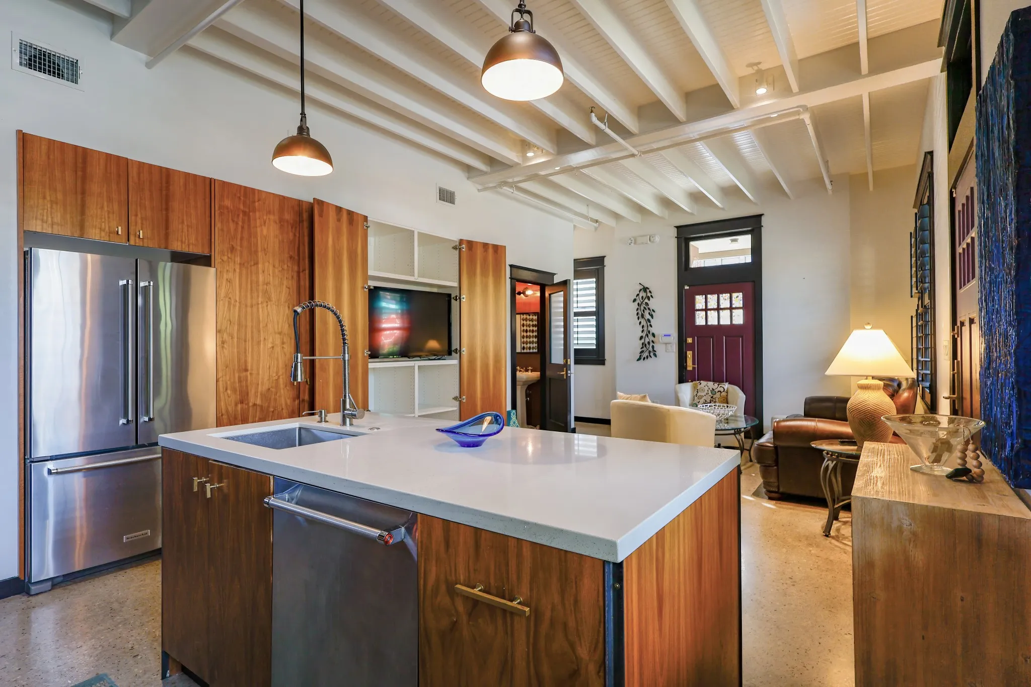Condominium For Sale in Dallas County , 1038 Kings Highway 1, Dallas, Texas 75208, 2 Bedroom, 2 Bathroom, 1 Garage spaces, 1,574 Sqft, built in 2015, mls#21383803, Real Estate Agent in Dallas, Homes For Sale in Dallas county, Homes For Sale in Dallas, Realtor in Dallas Texas, Real Estate Brokerage Independent Realty Texas, Luminita Cordes Realtor