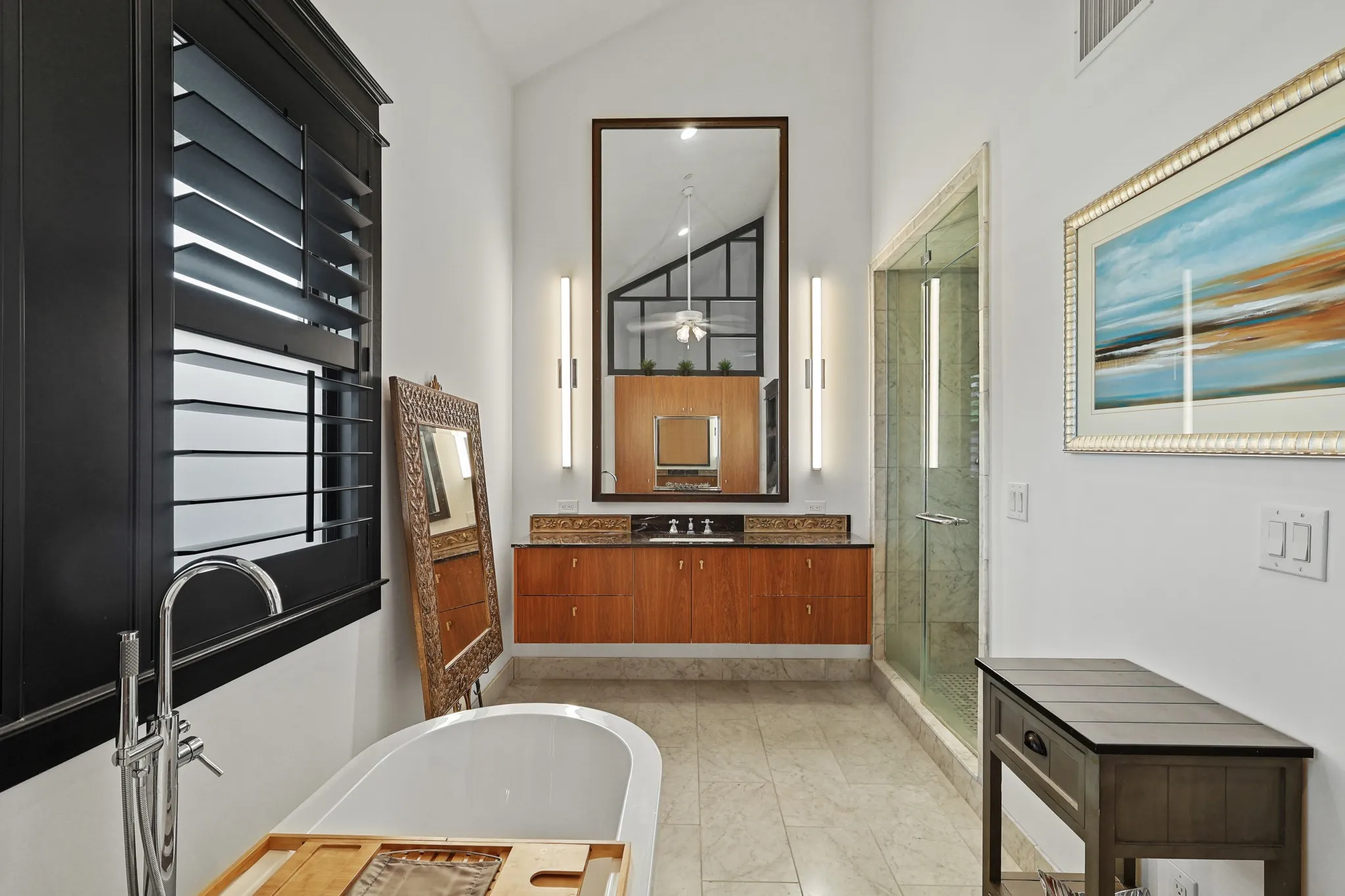 Condominium For Sale in Dallas County , 1038 Kings Highway 1, Dallas, Texas 75208, 2 Bedroom, 2 Bathroom, 1 Garage spaces, 1,574 Sqft, built in 2015, mls#21383803, Real Estate Agent in Dallas, Homes For Sale in Dallas county, Homes For Sale in Dallas, Realtor in Dallas Texas, Real Estate Brokerage Independent Realty Texas, Luminita Cordes Realtor
