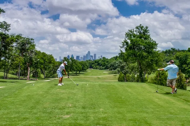 Stevens Park Golf Course Just Blocks Away