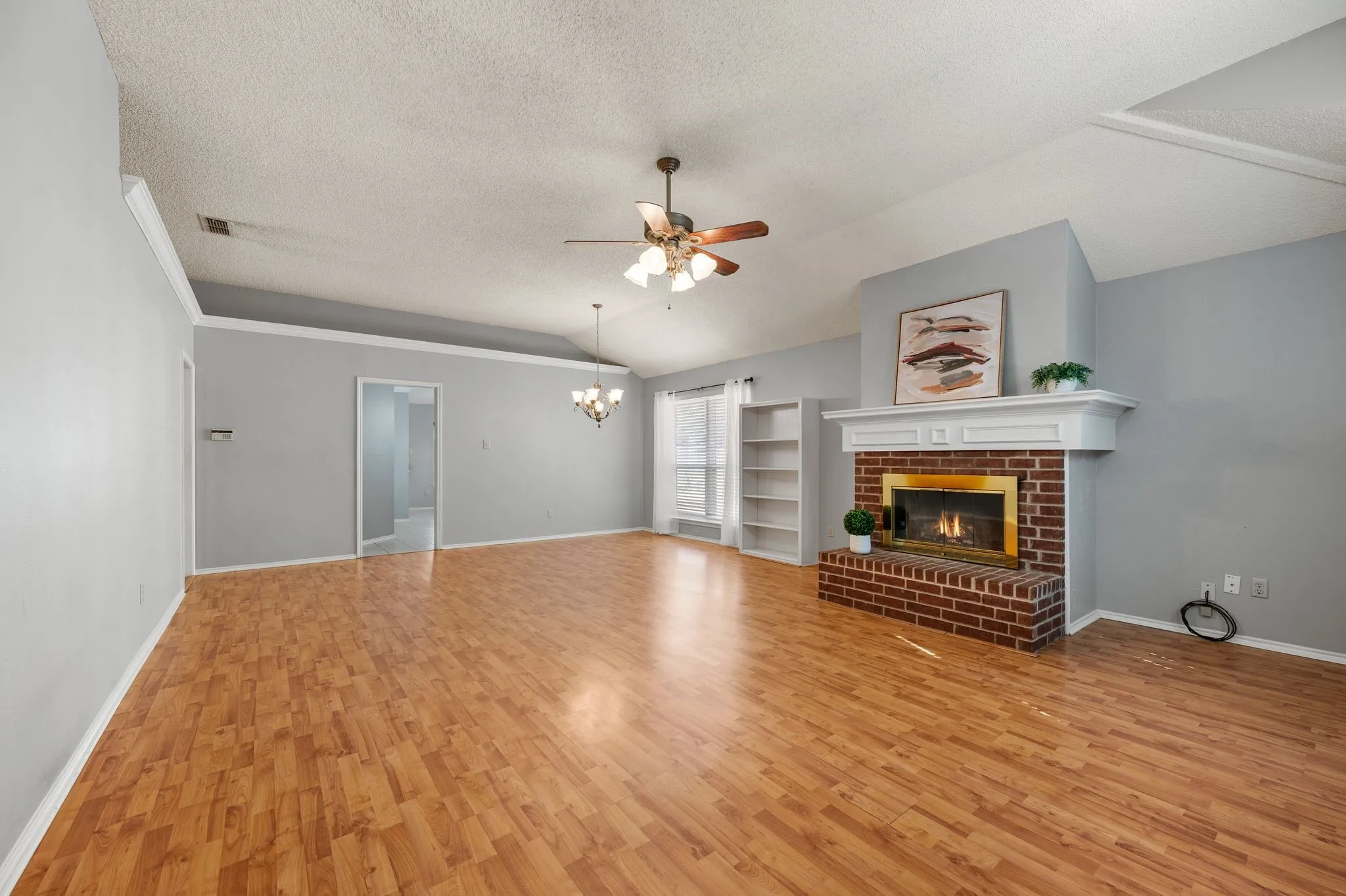 Spacious open living area offers plenty of room to relax & entertain.