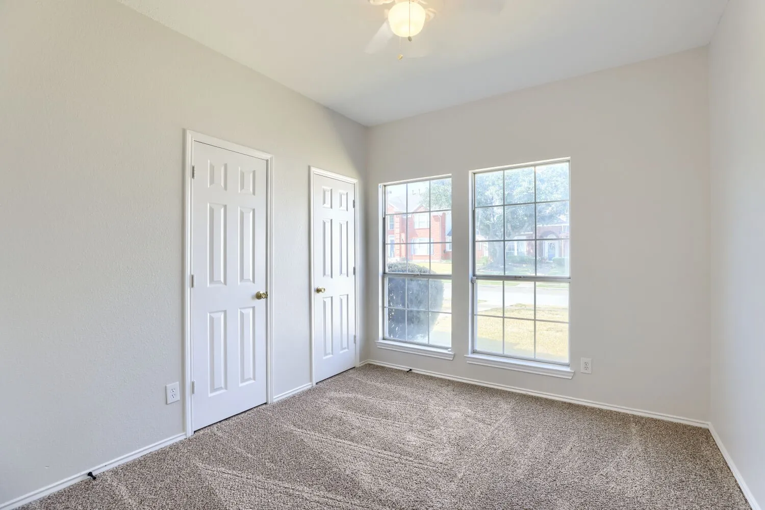 Single Family Residence For Sale in Dallas County , 920 Jacksonhole Lane, Mesquite, Texas 75149, 3 Bedroom, 2 Bathroom, 2 Garage spaces, 1,779 Sqft, built in 1988, mls#21377593, Real Estate Agent in Mesquite, Homes For Sale in Dallas county, Homes For Sale in Mesquite, Realtor in Mesquite Texas, Real Estate Brokerage Independent Realty Texas, Luminita Cordes Realtor