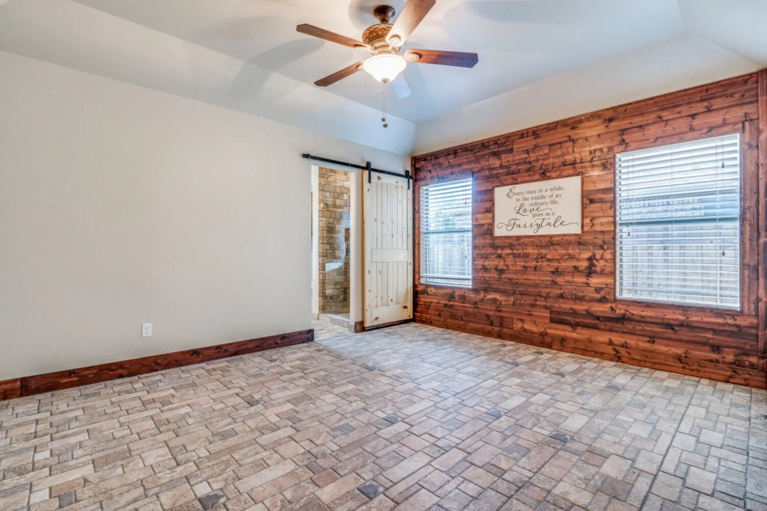 Single Family Residence For Rent in Rockwall County , 412 Autumn Trail, Royse City, Texas 75189, 3 Bedroom, 2 Bathroom, 2 Garage spaces, 1,497 Sqft, built in 2006, mls#21383874, Real Estate Agent in Royse City, Homes For Rent in Rockwall county, Homes For Rent in Royse City, Realtor in Royse City Texas, Real Estate Brokerage Independent Realty Texas, Luminita Cordes Realtor
