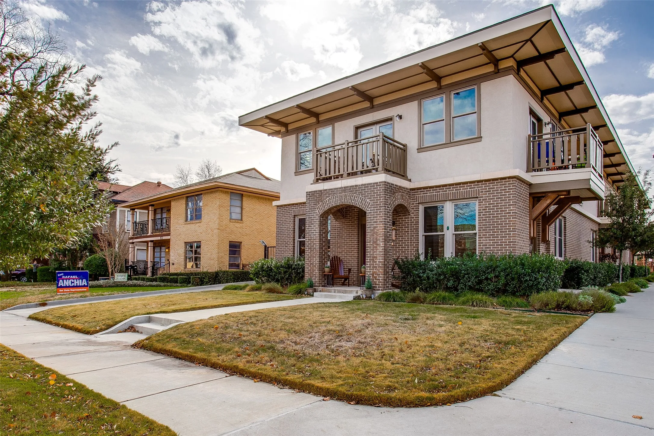 Condominium For Rent in Dallas County , 1038 Kings Highway 1, Dallas, Texas 75208, 2 Bedroom, 3 Bathroom, 1 Garage spaces, 1,574 Sqft, built in 2015, mls#21383877, Real Estate Agent in Dallas, Homes For Rent in Dallas county, Homes For Rent in Dallas, Realtor in Dallas Texas, Real Estate Brokerage Independent Realty Texas, Luminita Cordes Realtor