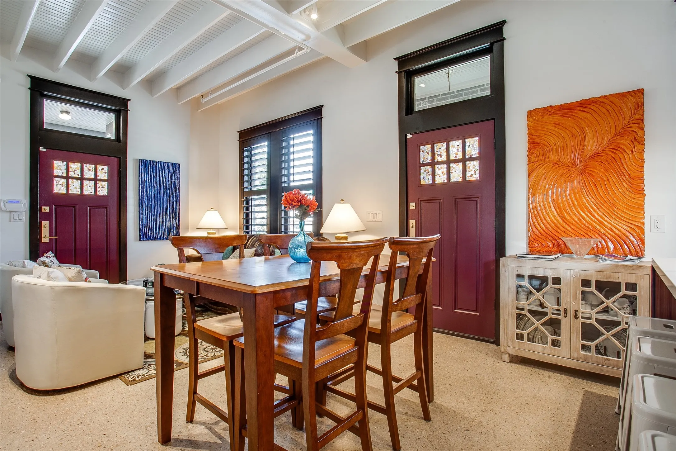 Condominium For Rent in Dallas County , 1038 Kings Highway 1, Dallas, Texas 75208, 2 Bedroom, 3 Bathroom, 1 Garage spaces, 1,574 Sqft, built in 2015, mls#21383877, Real Estate Agent in Dallas, Homes For Rent in Dallas county, Homes For Rent in Dallas, Realtor in Dallas Texas, Real Estate Brokerage Independent Realty Texas, Luminita Cordes Realtor