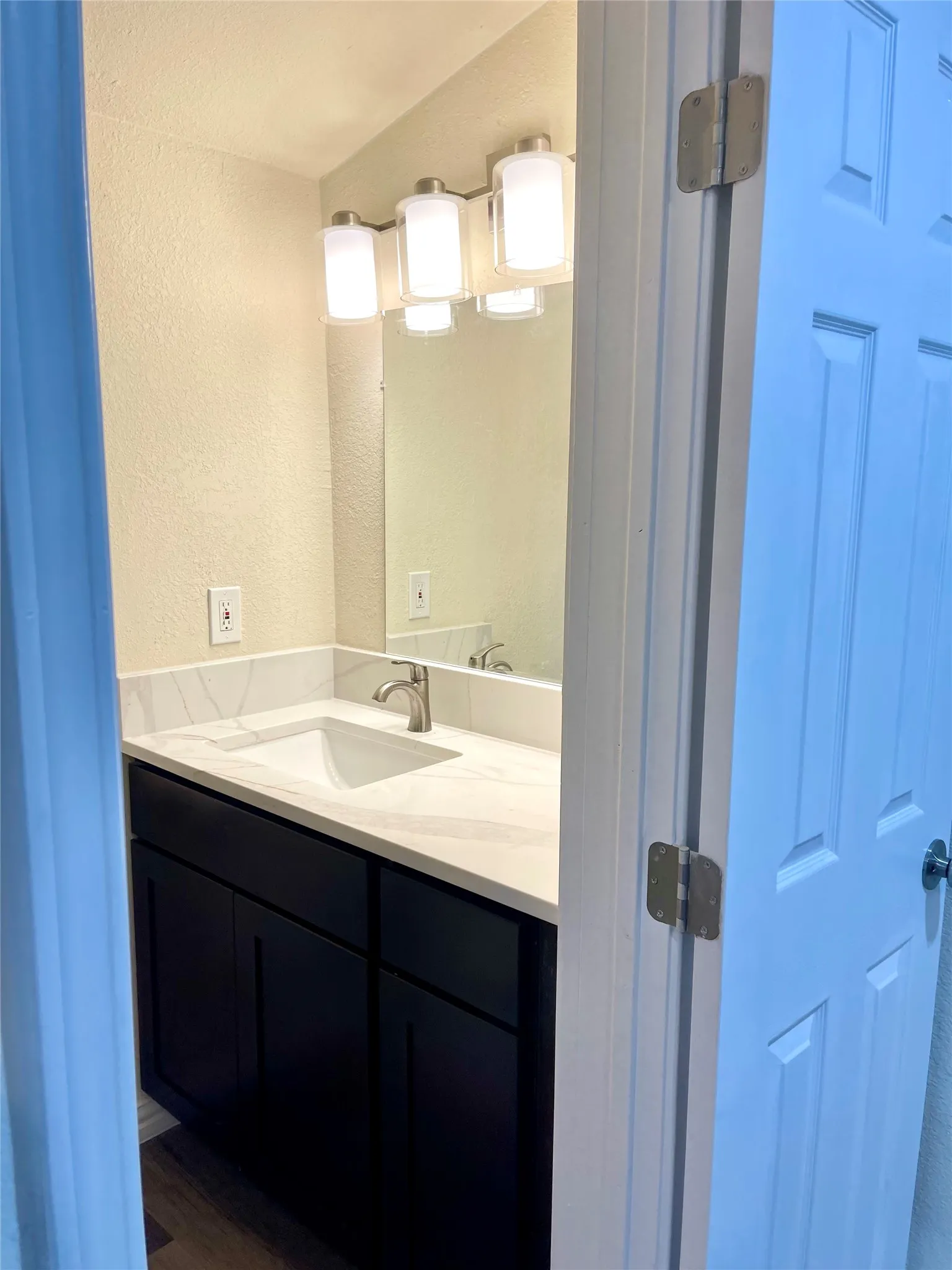 Single Family Residence For Sale in Collin County , 1210 Troy Road, Wylie, Texas 75098, 4 Bedroom, 2 Bathroom, Garage spaces, 1,525 Sqft, built in 1964, mls#21382637, Real Estate Agent in Wylie, Homes For Sale in Collin county, Homes For Sale in Wylie, Realtor in Wylie Texas, Real Estate Brokerage Independent Realty Texas, Luminita Cordes Realtor